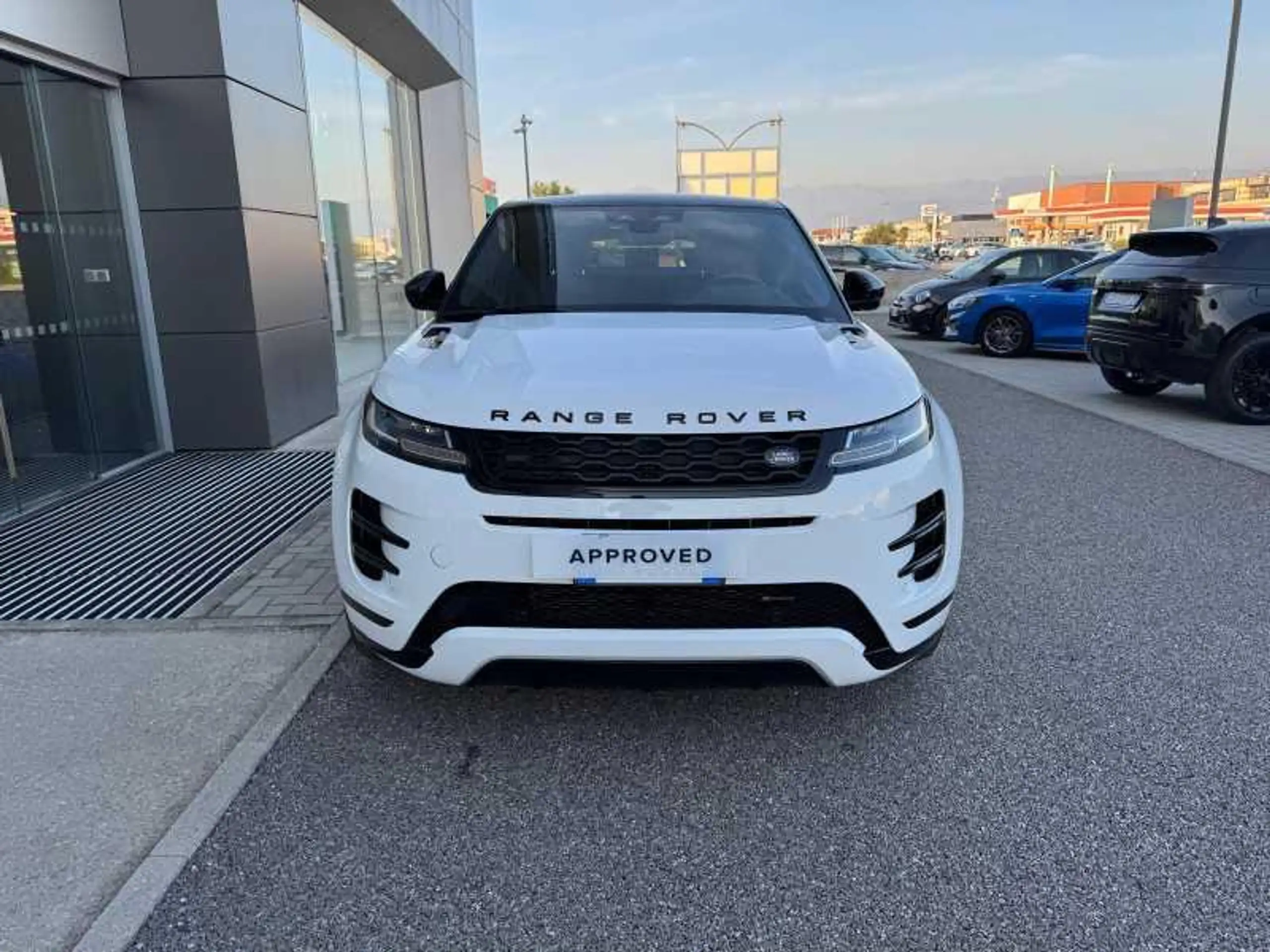 Land Rover - Range Rover Evoque