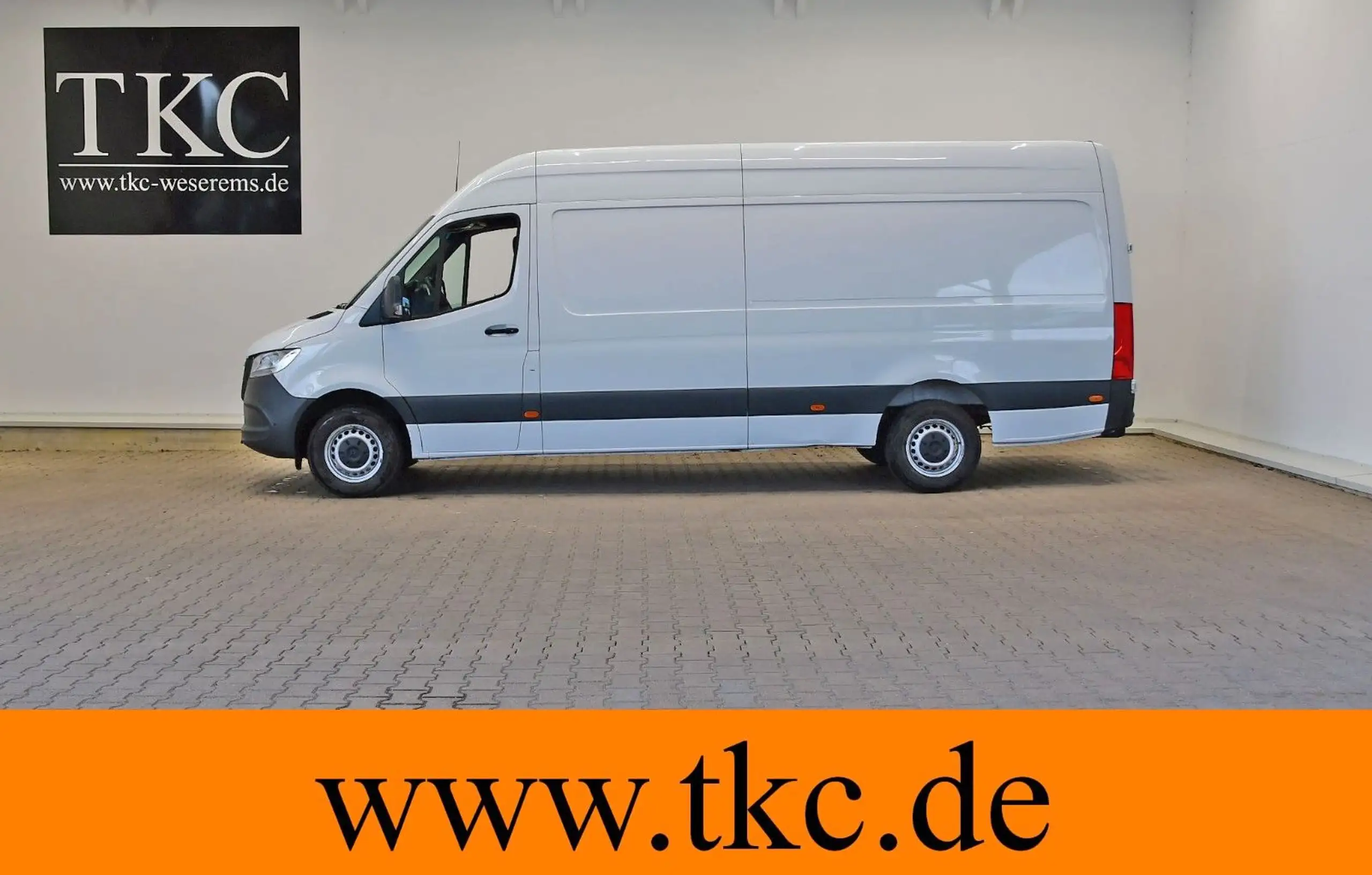 Mercedes-Benz - Sprinter