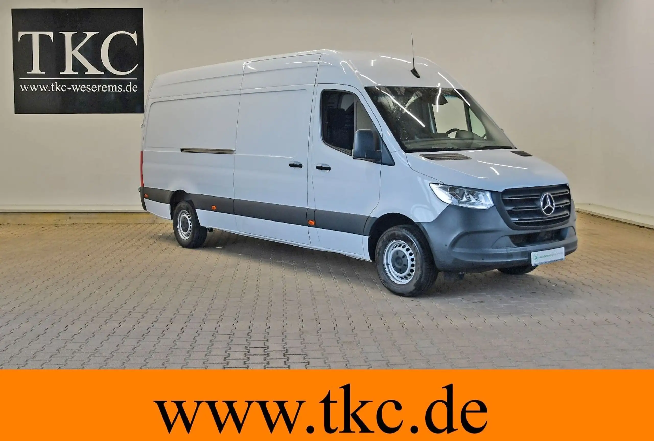 Mercedes-Benz - Sprinter