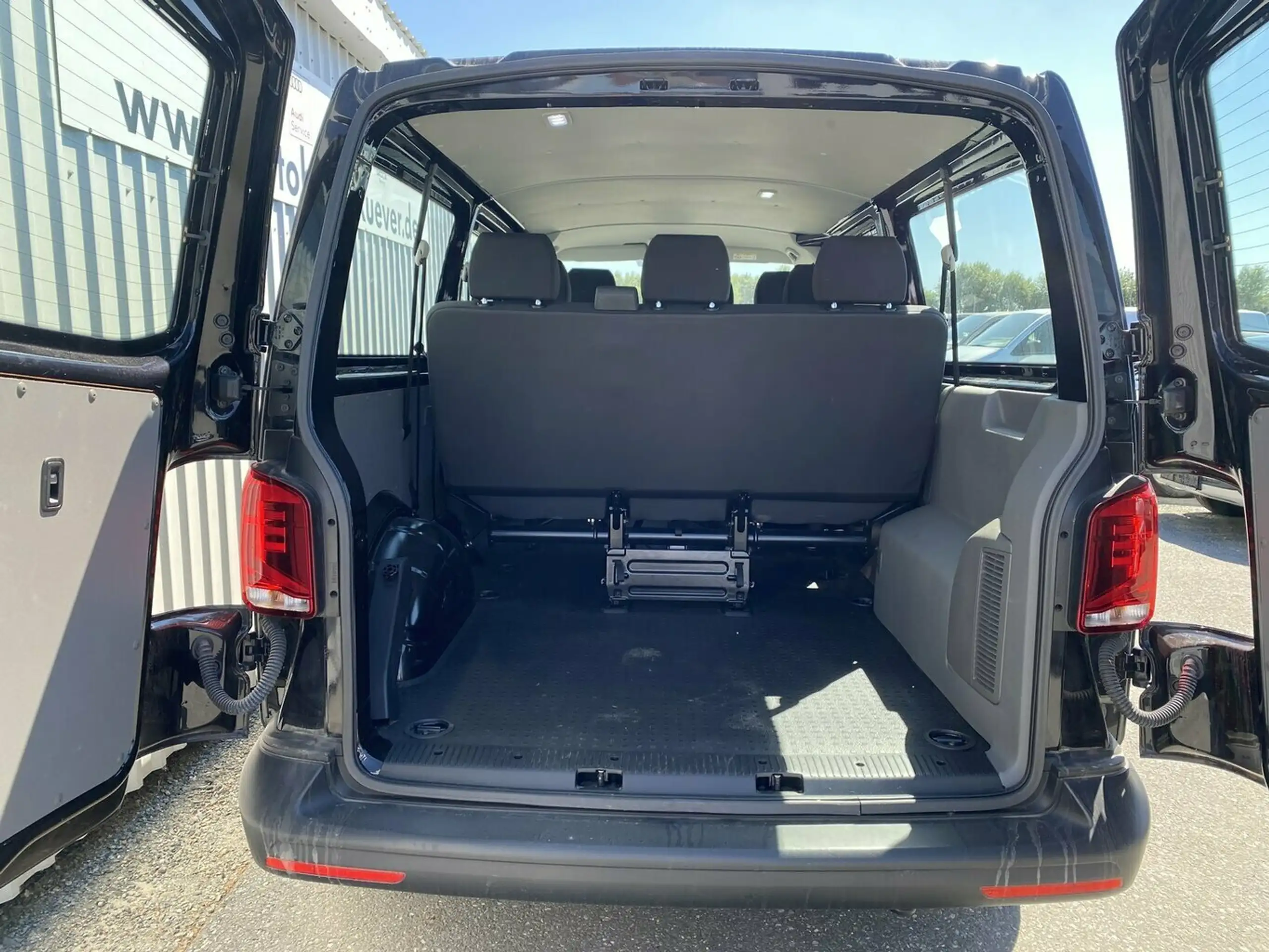 Volkswagen - T6.1 Kombi