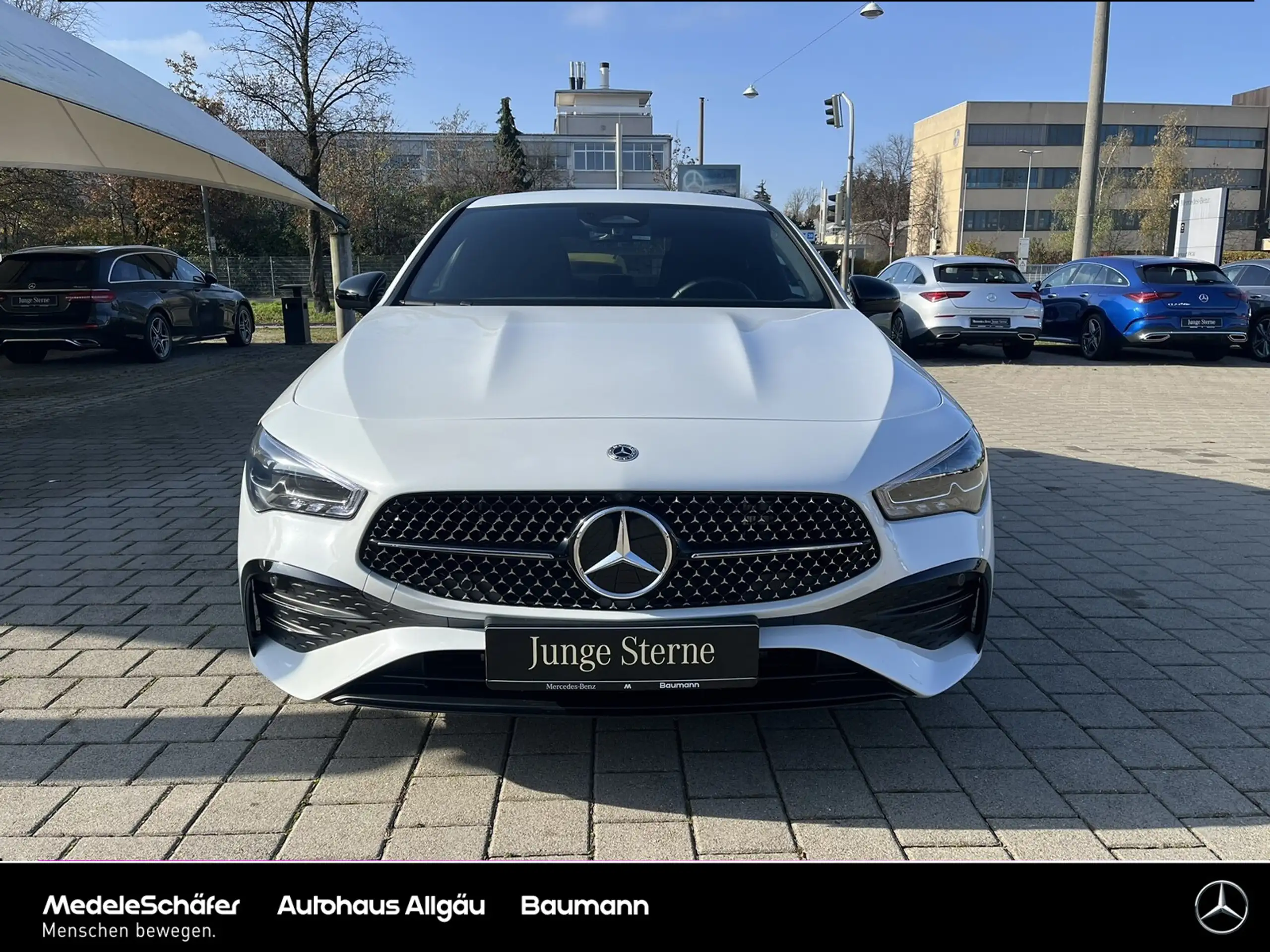 Mercedes-Benz - CLA 250