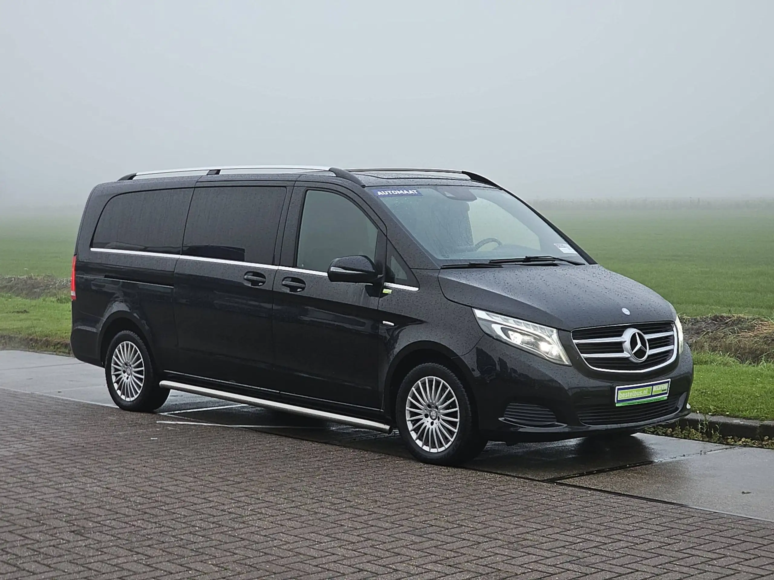 Mercedes-Benz - V