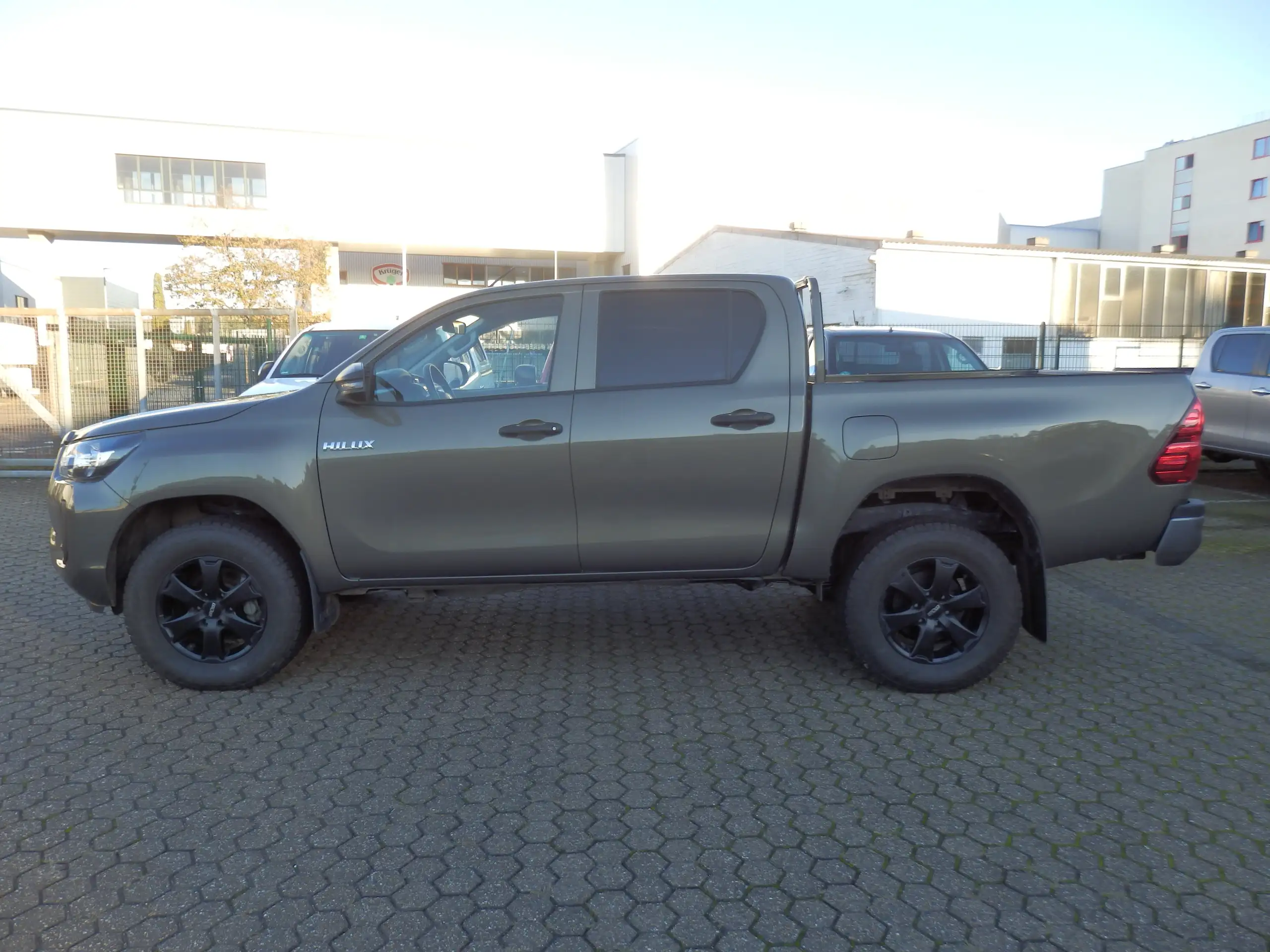 Toyota - Hilux