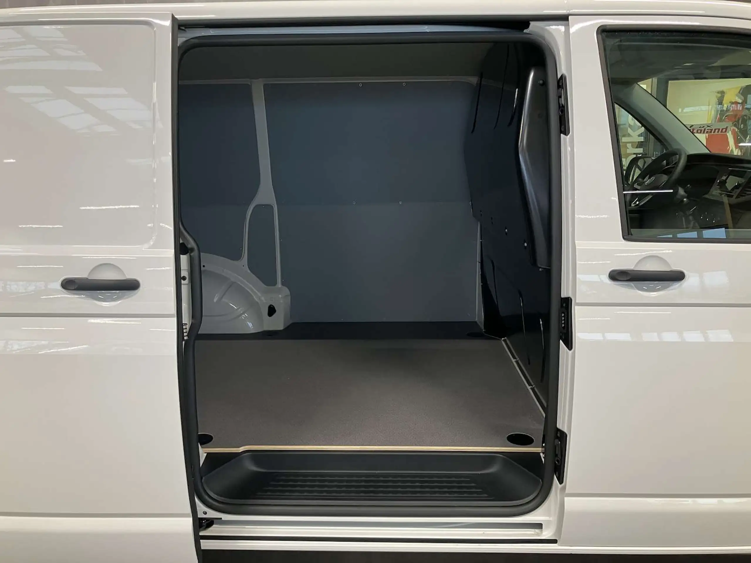 Volkswagen - T6.1 Transporter