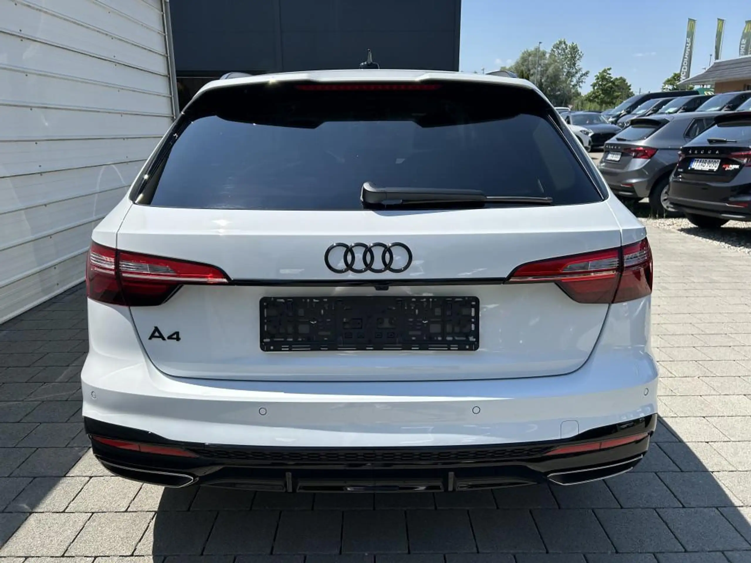 Audi - A4