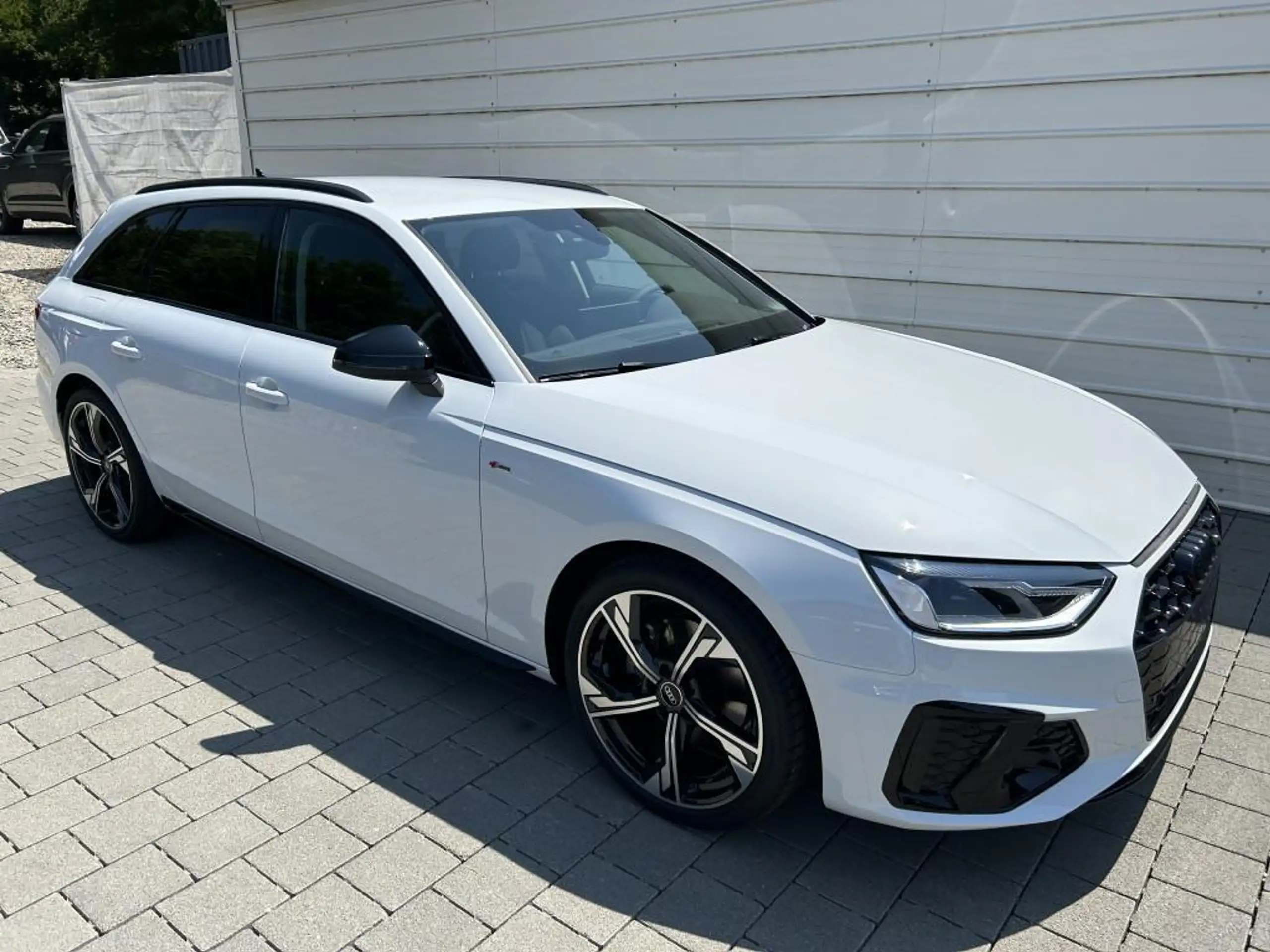 Audi A4 2024