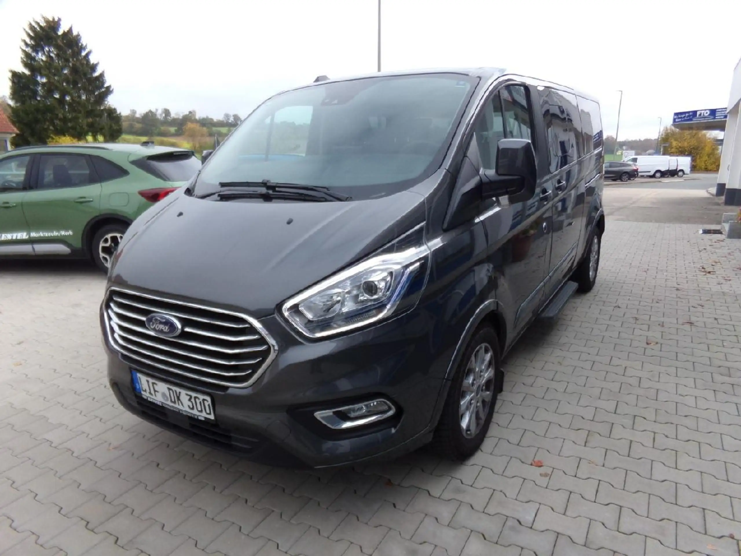 Ford Tourneo Custom 2023