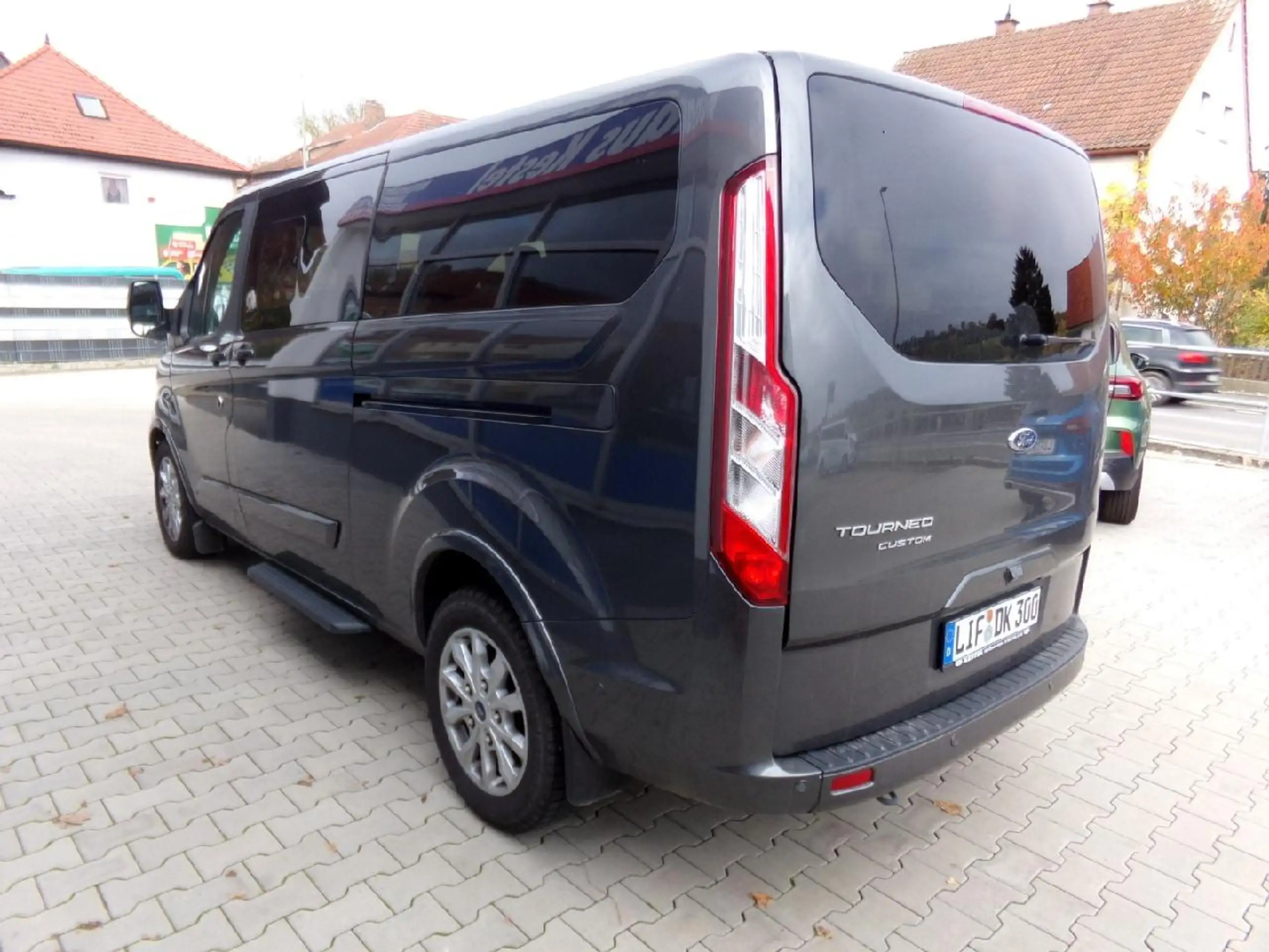 Ford - Tourneo Custom