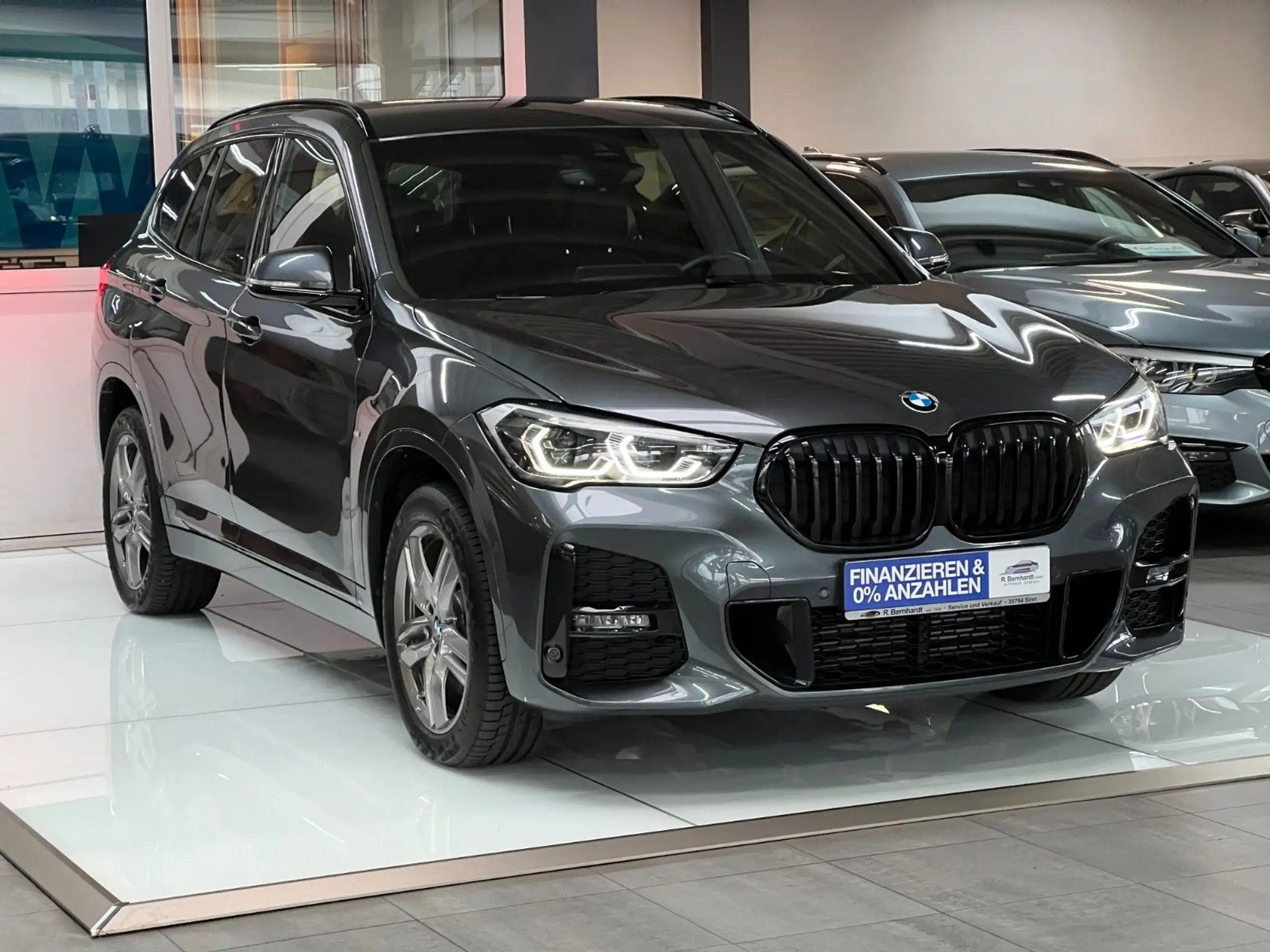 BMW - X1