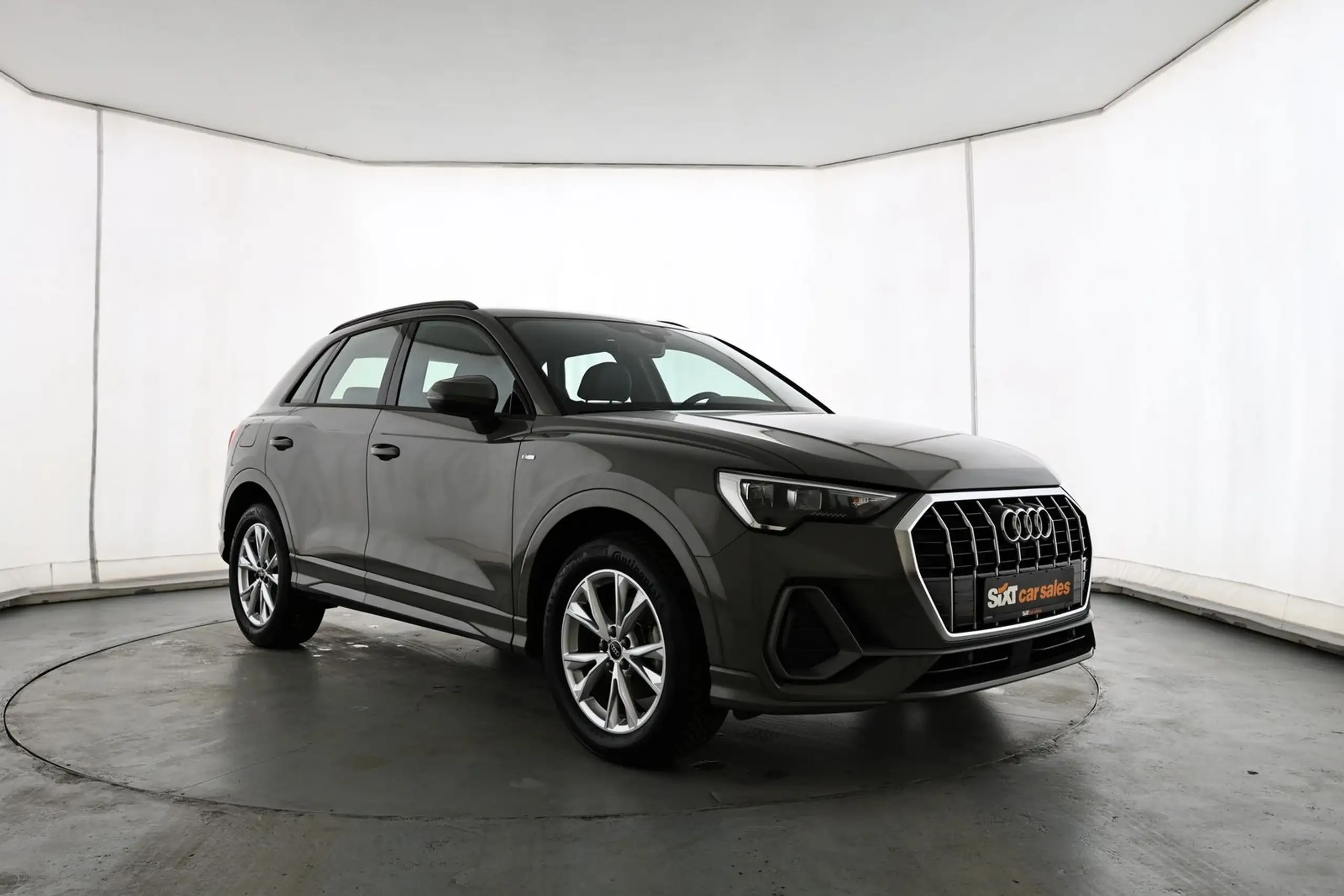 Audi - Q3