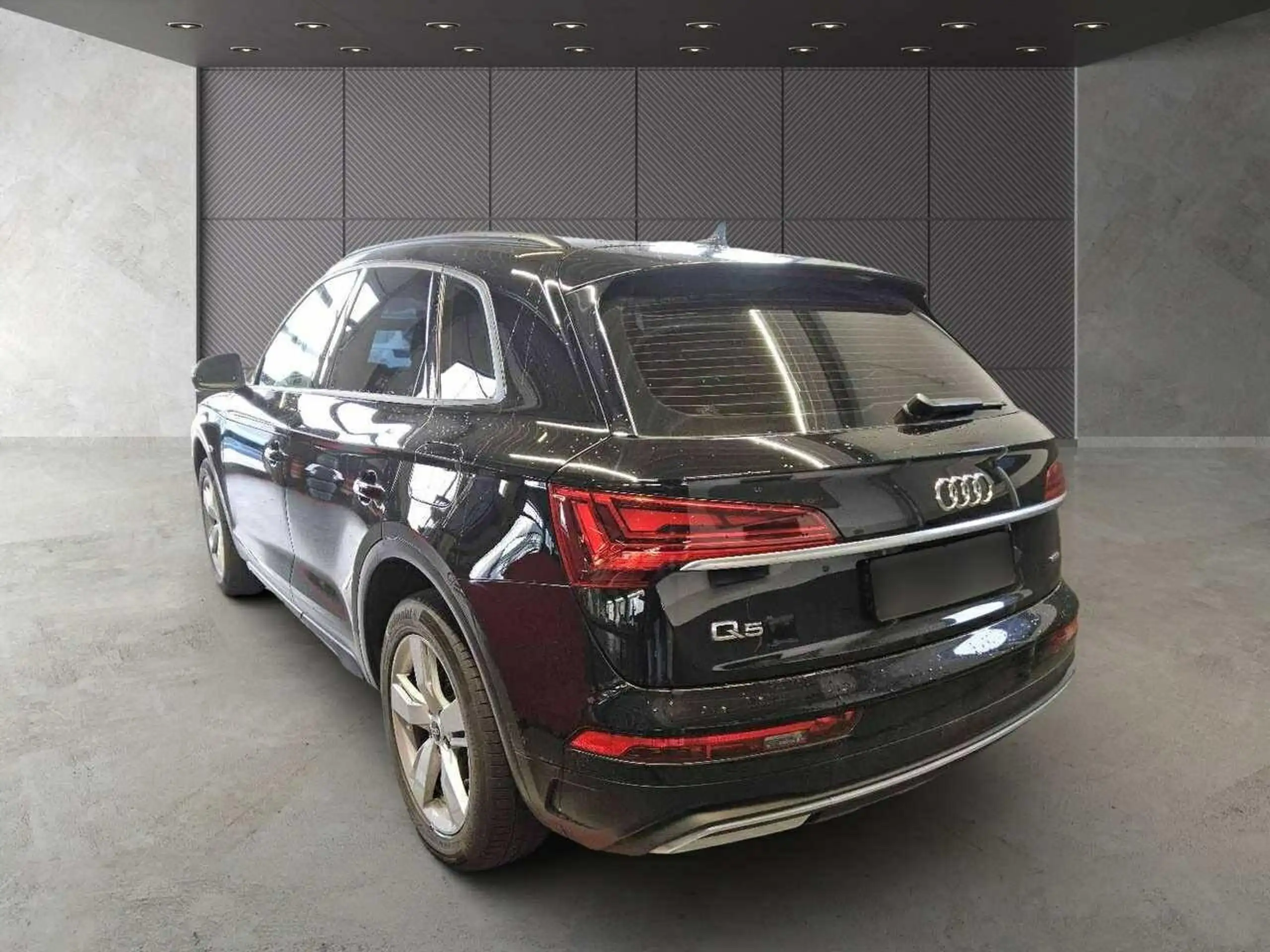 Audi - Q5