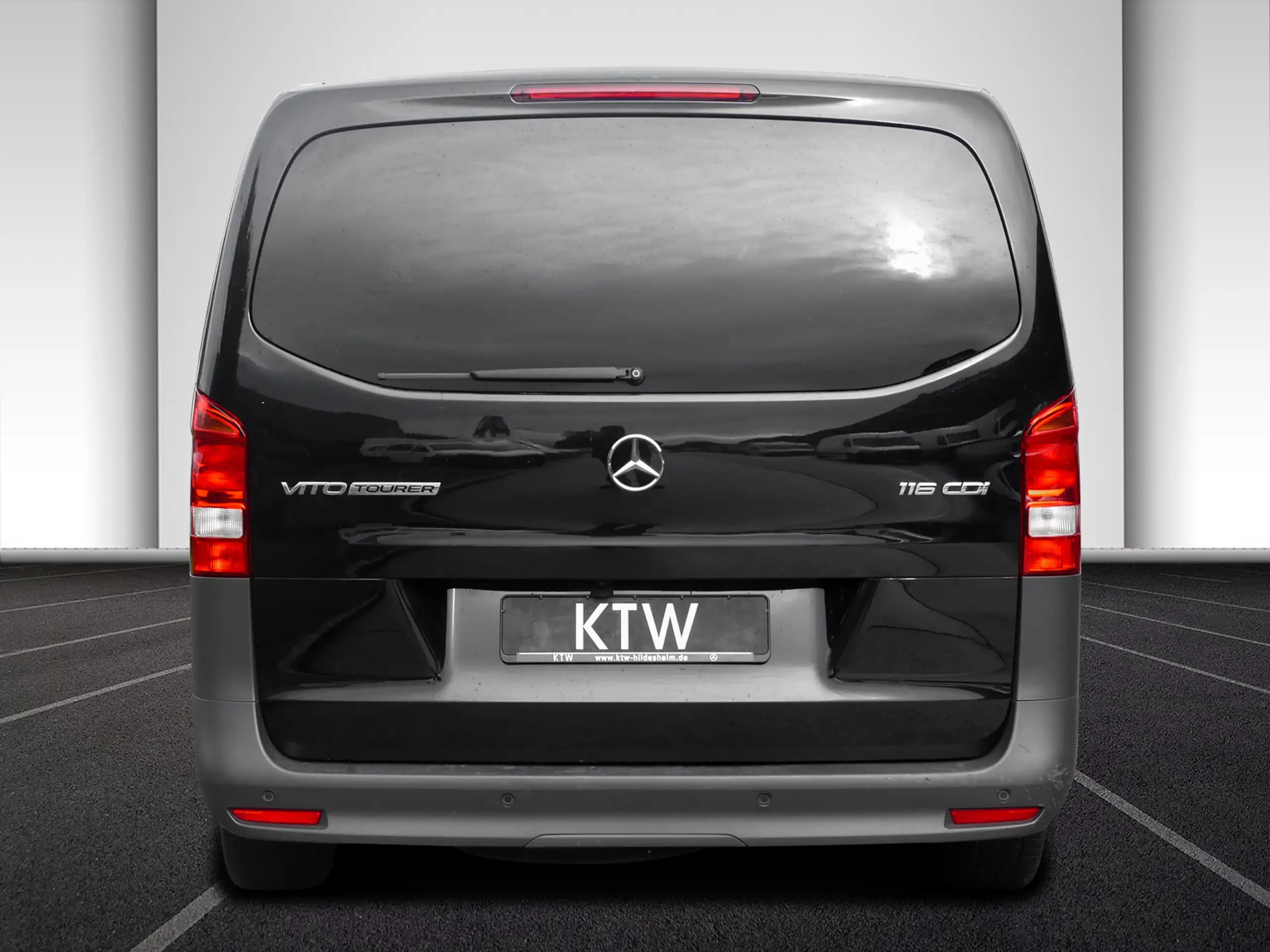 Mercedes-Benz - Vito