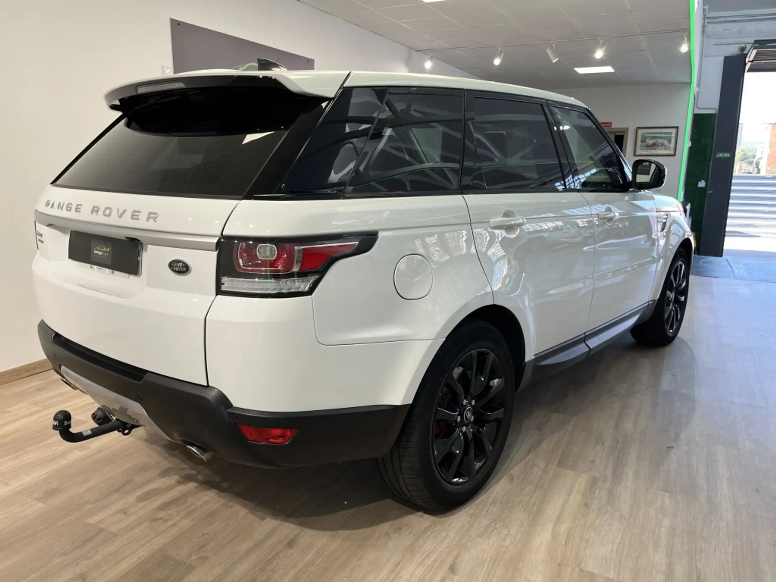 Land Rover - Range Rover Sport