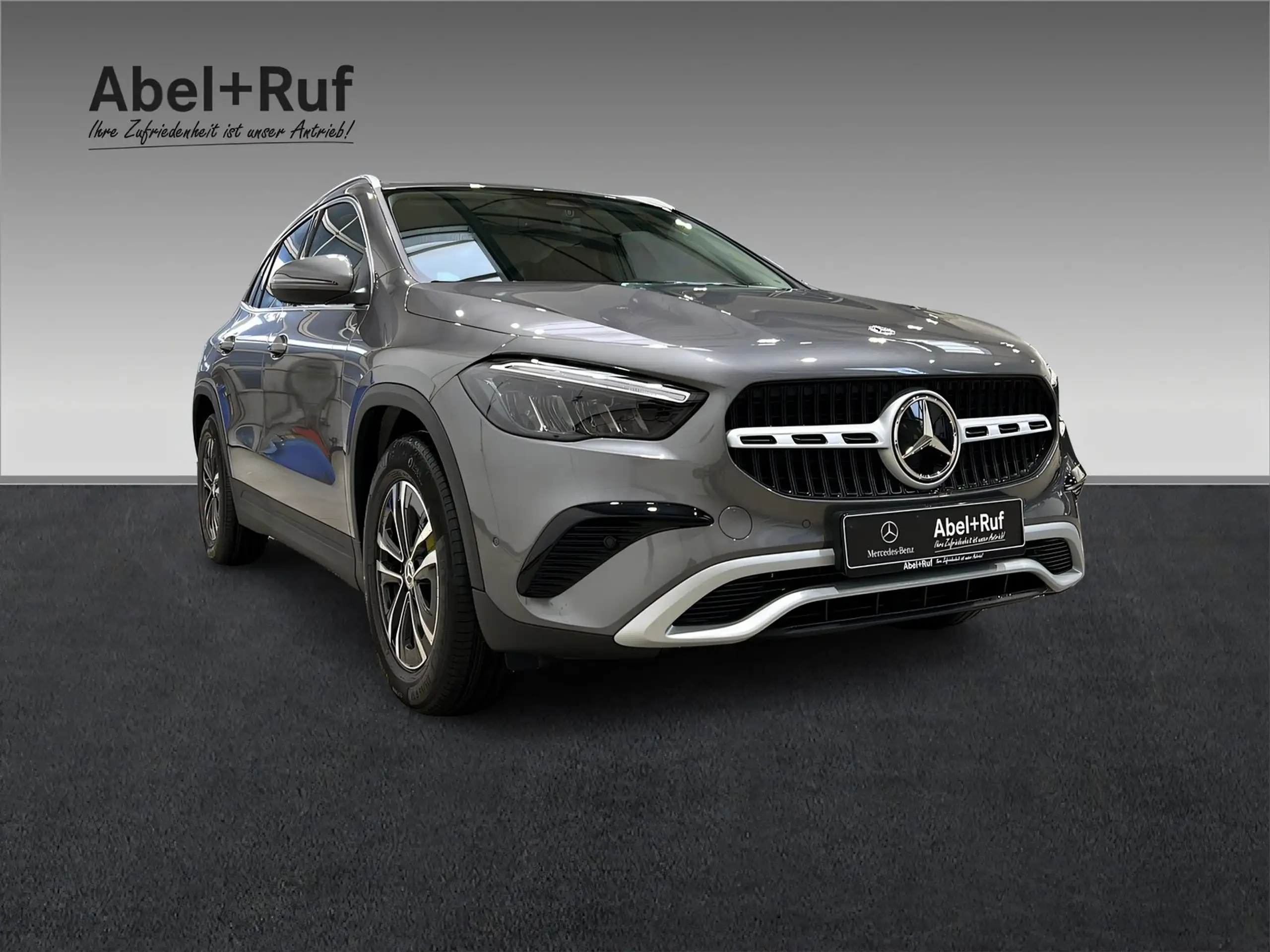 Mercedes-Benz - GLA 180