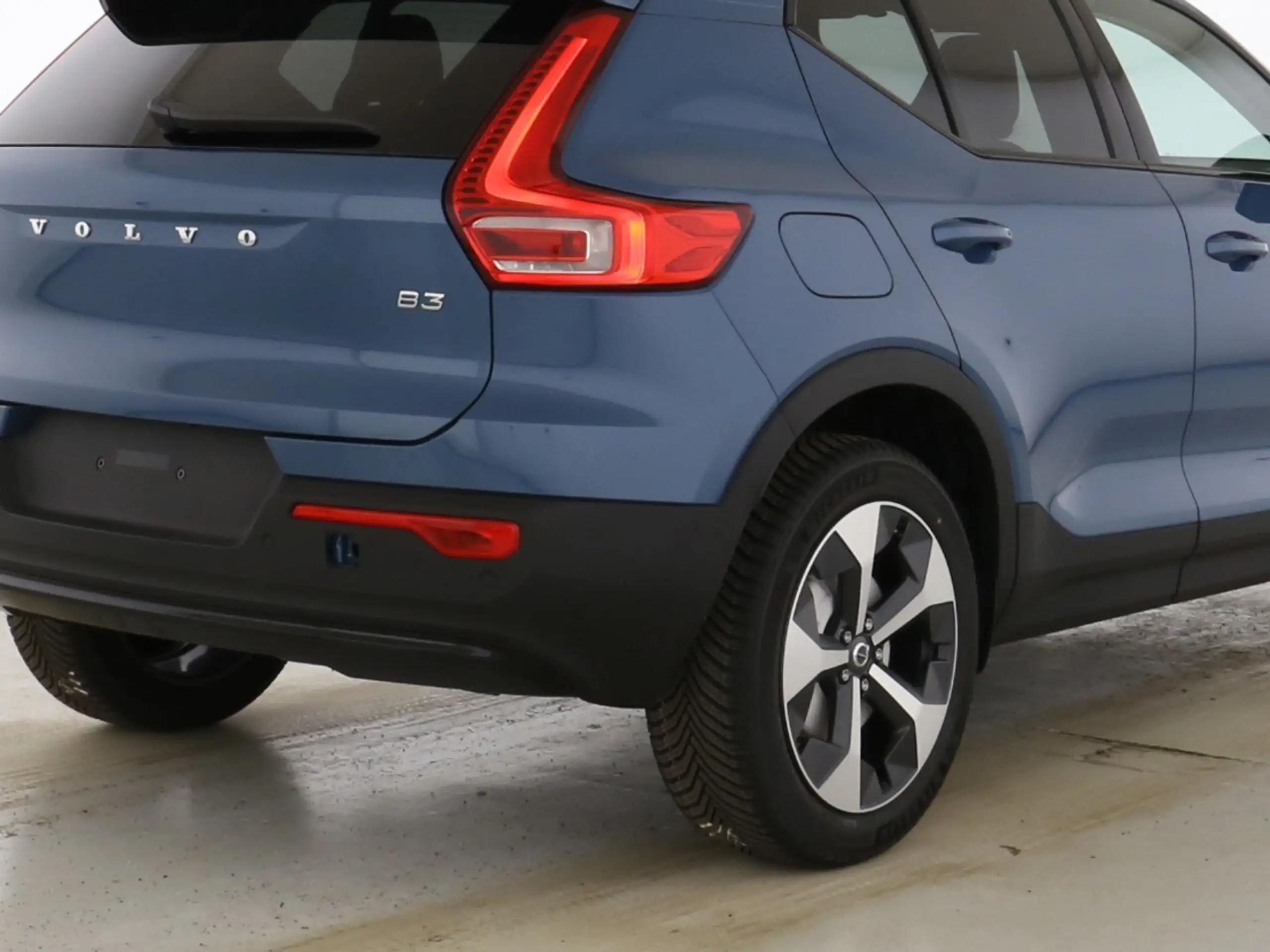 Volvo - XC40