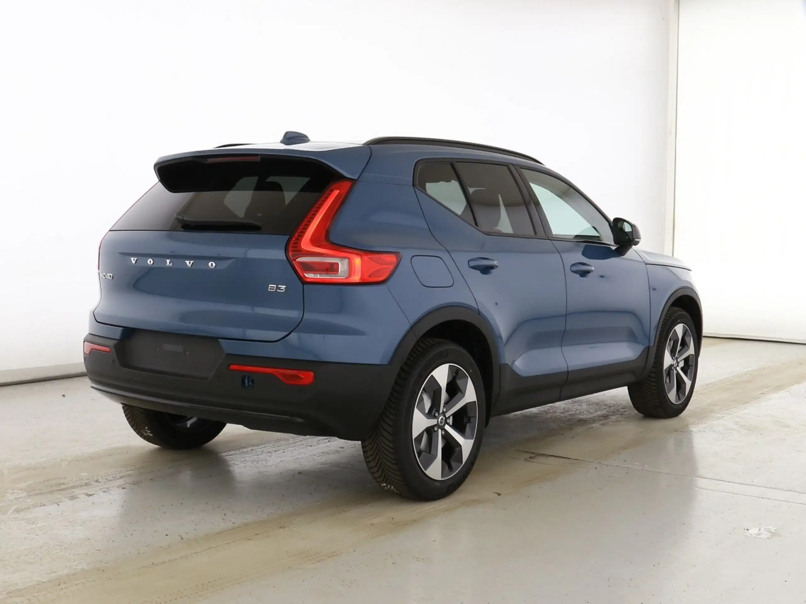 Volvo - XC40