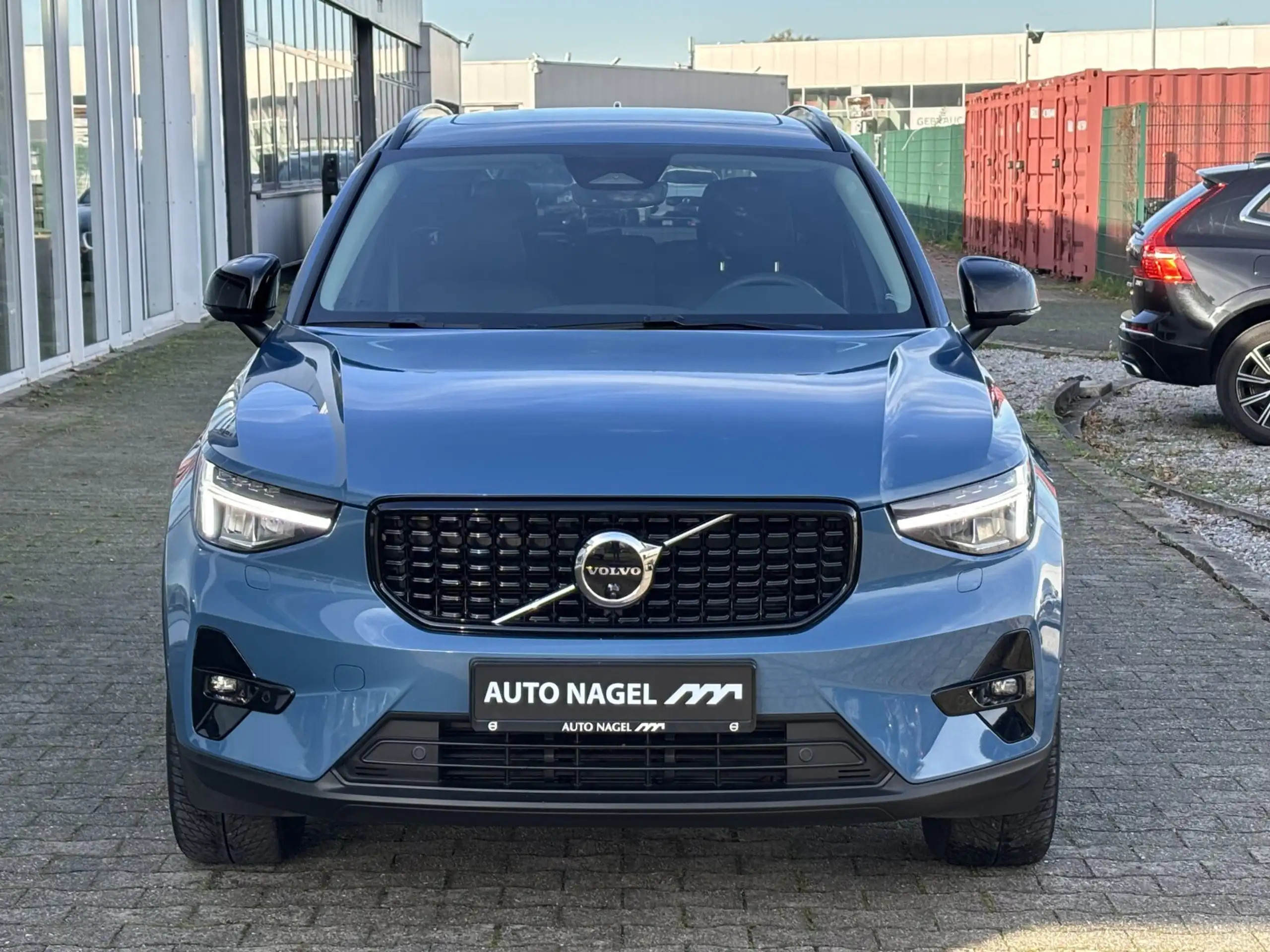 Volvo - XC40