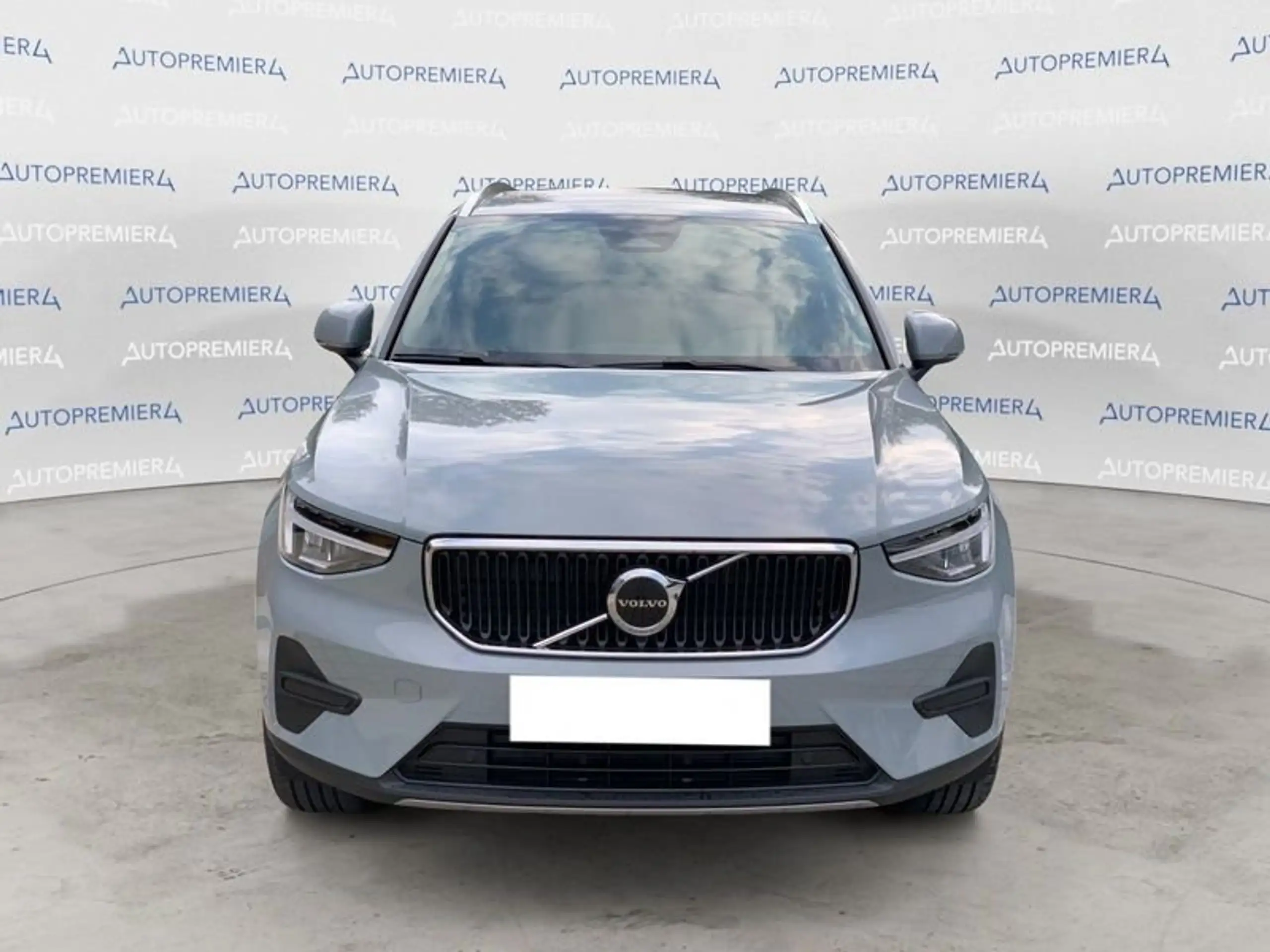 Volvo - XC40