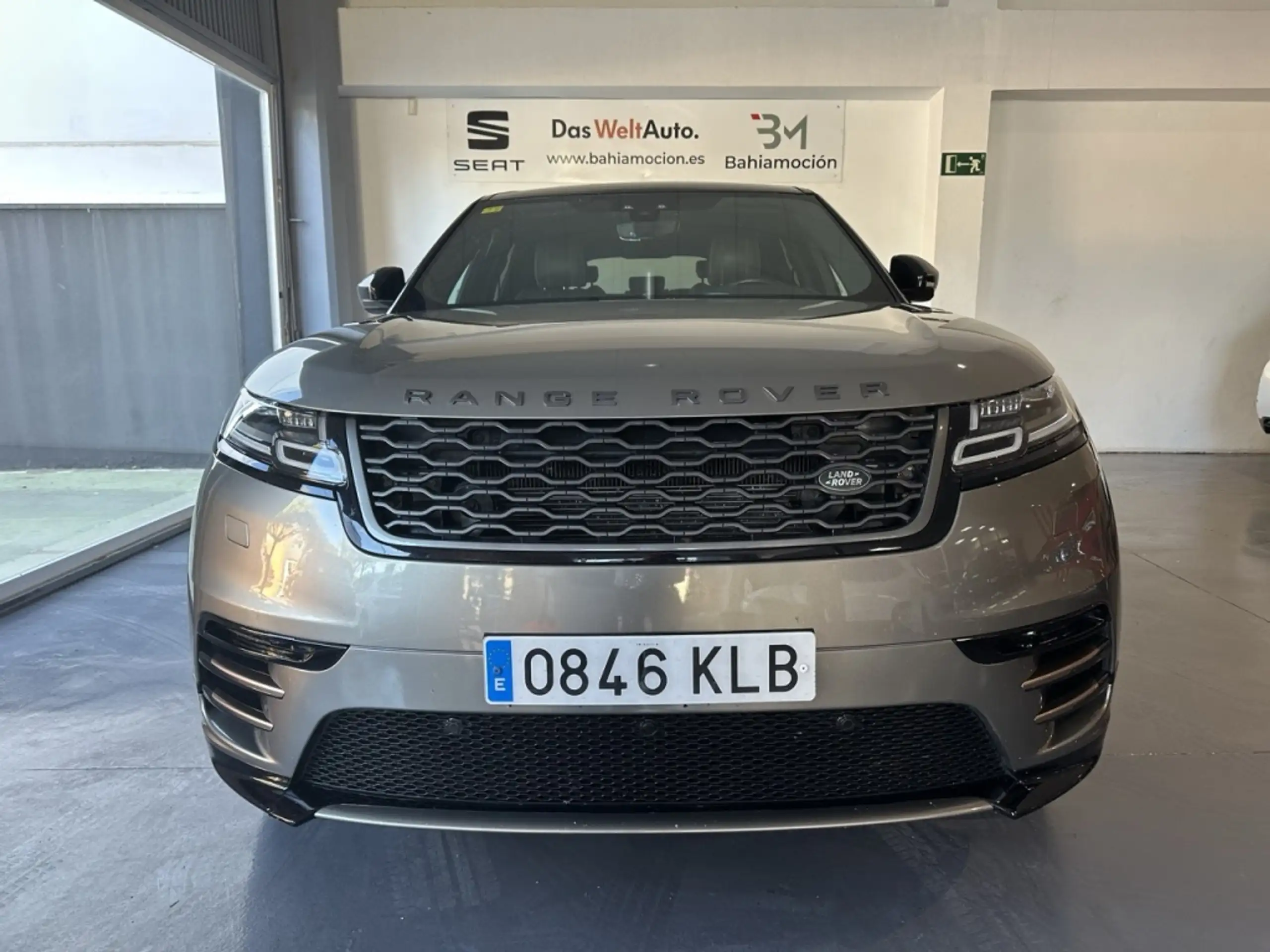 Land Rover - Range Rover Velar