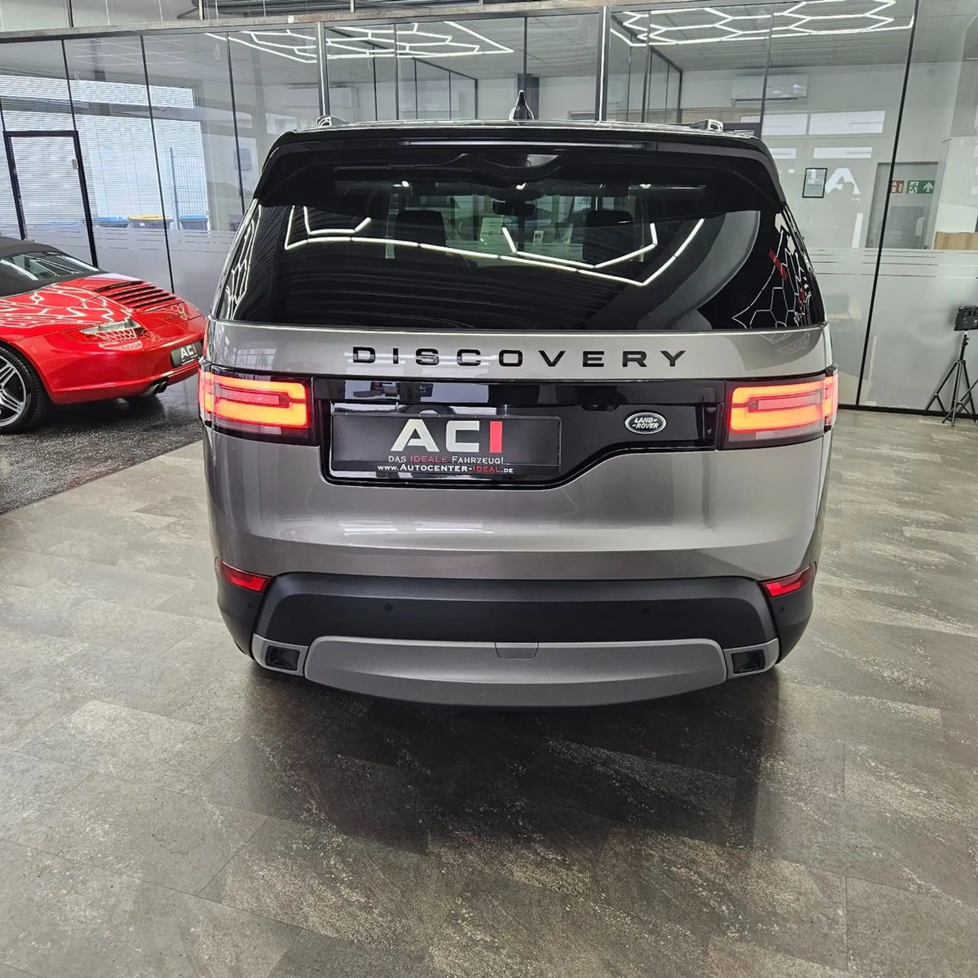 Land Rover - Discovery