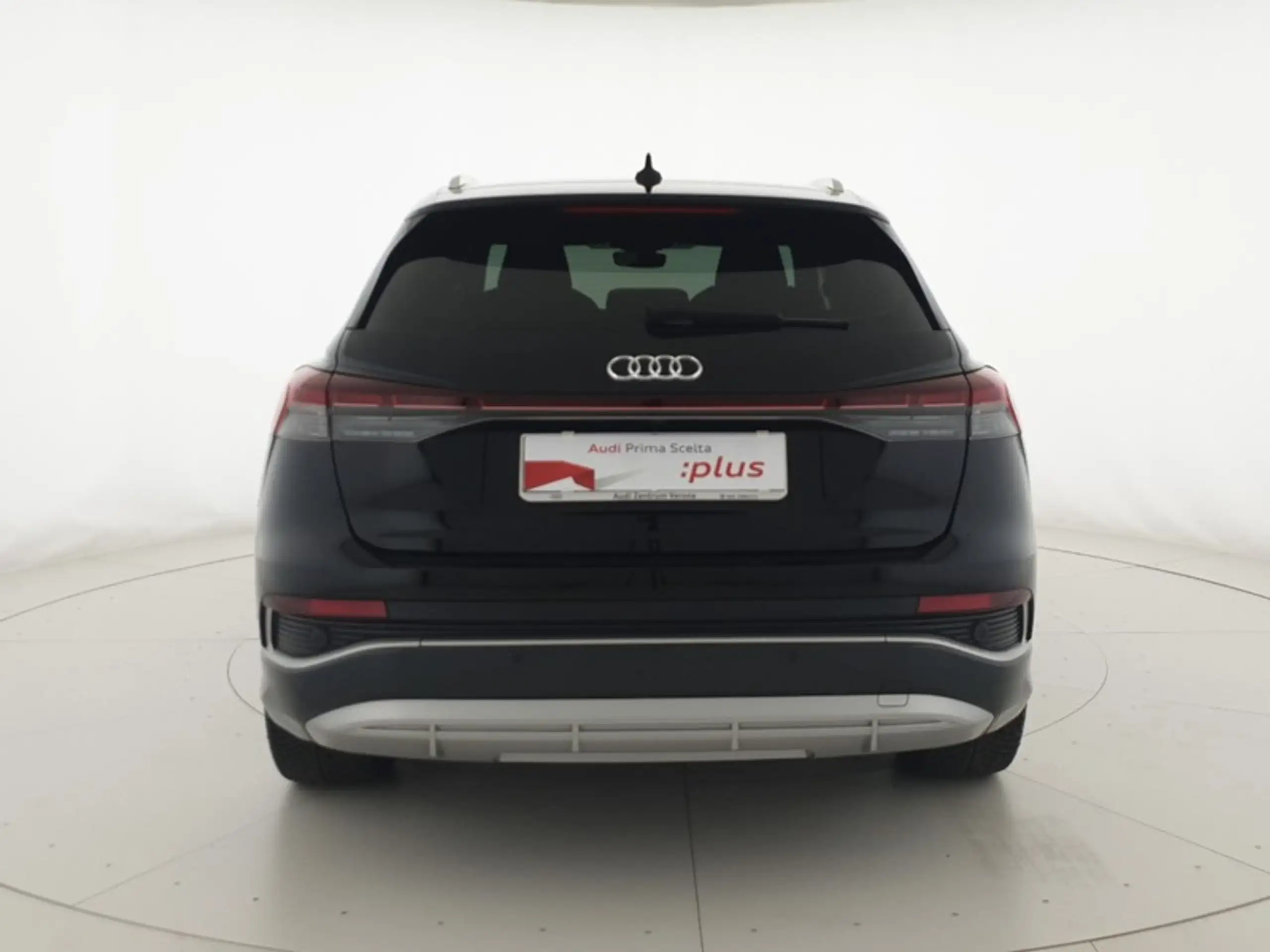 Audi - Q4 e-tron