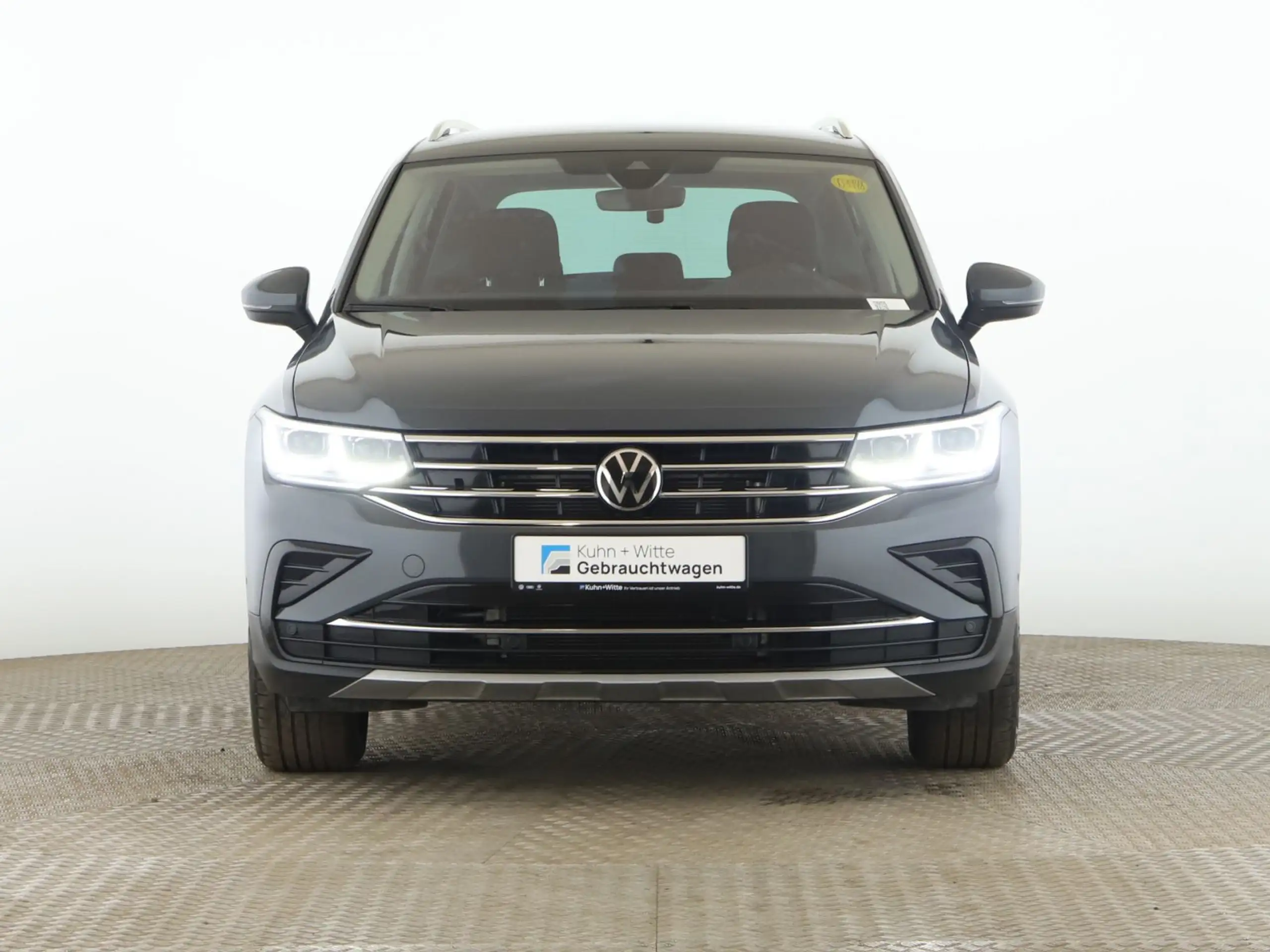 Volkswagen - Tiguan