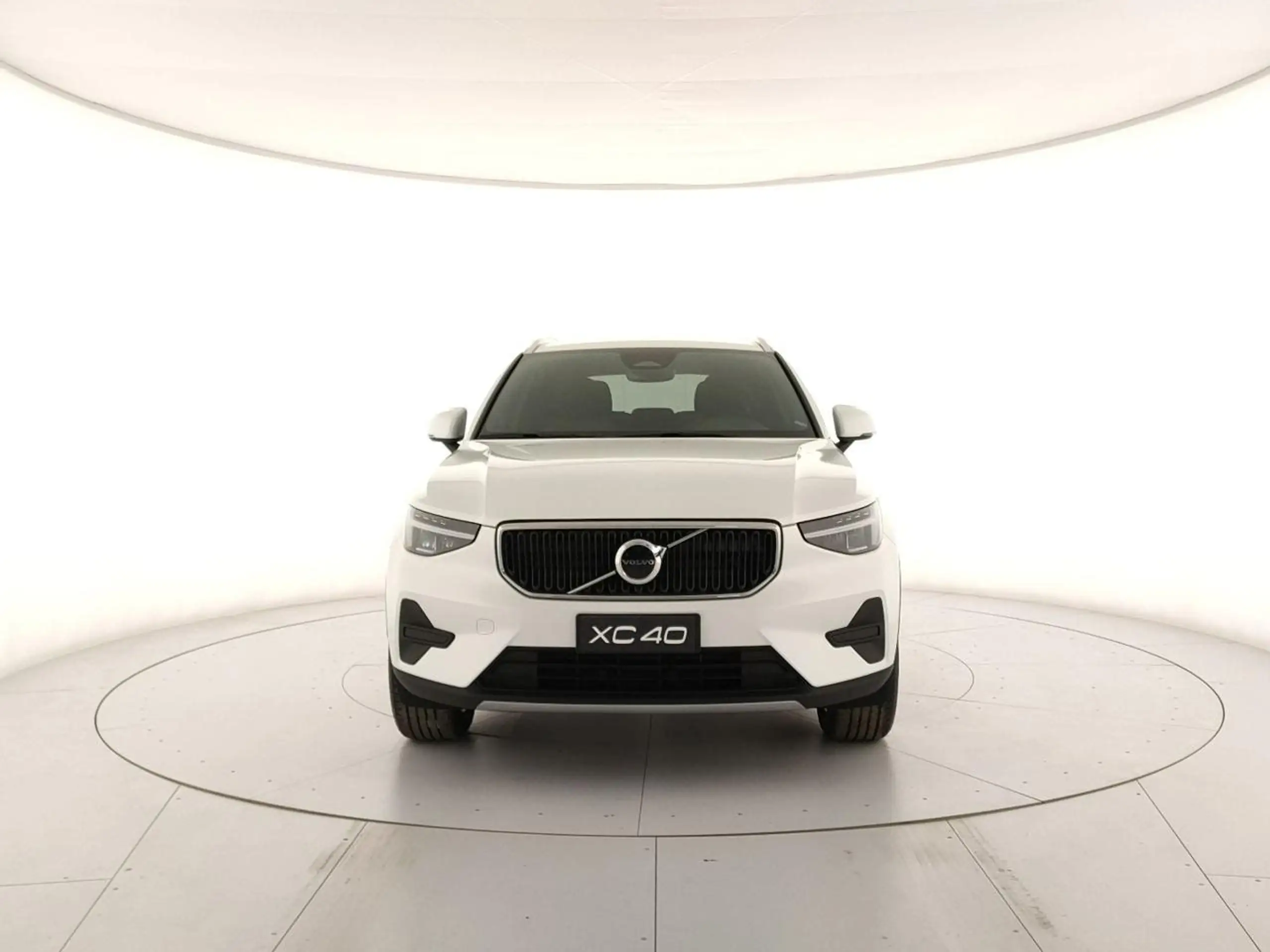 Volvo - XC40