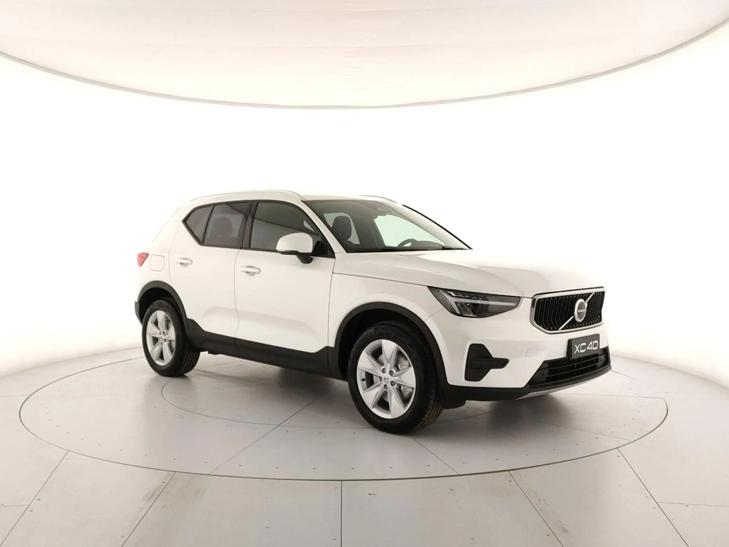 Volvo - XC40