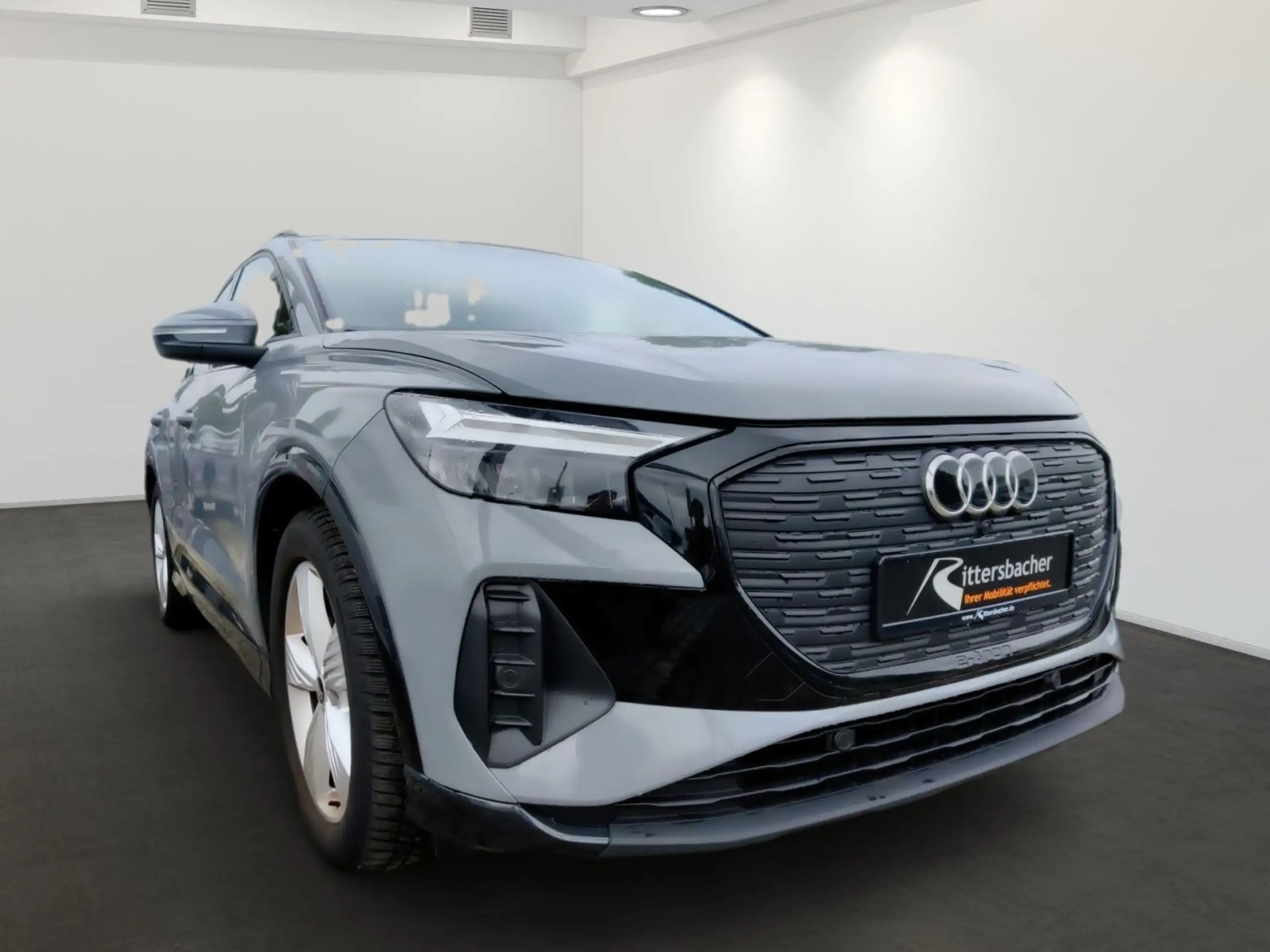 Audi - Q4 e-tron