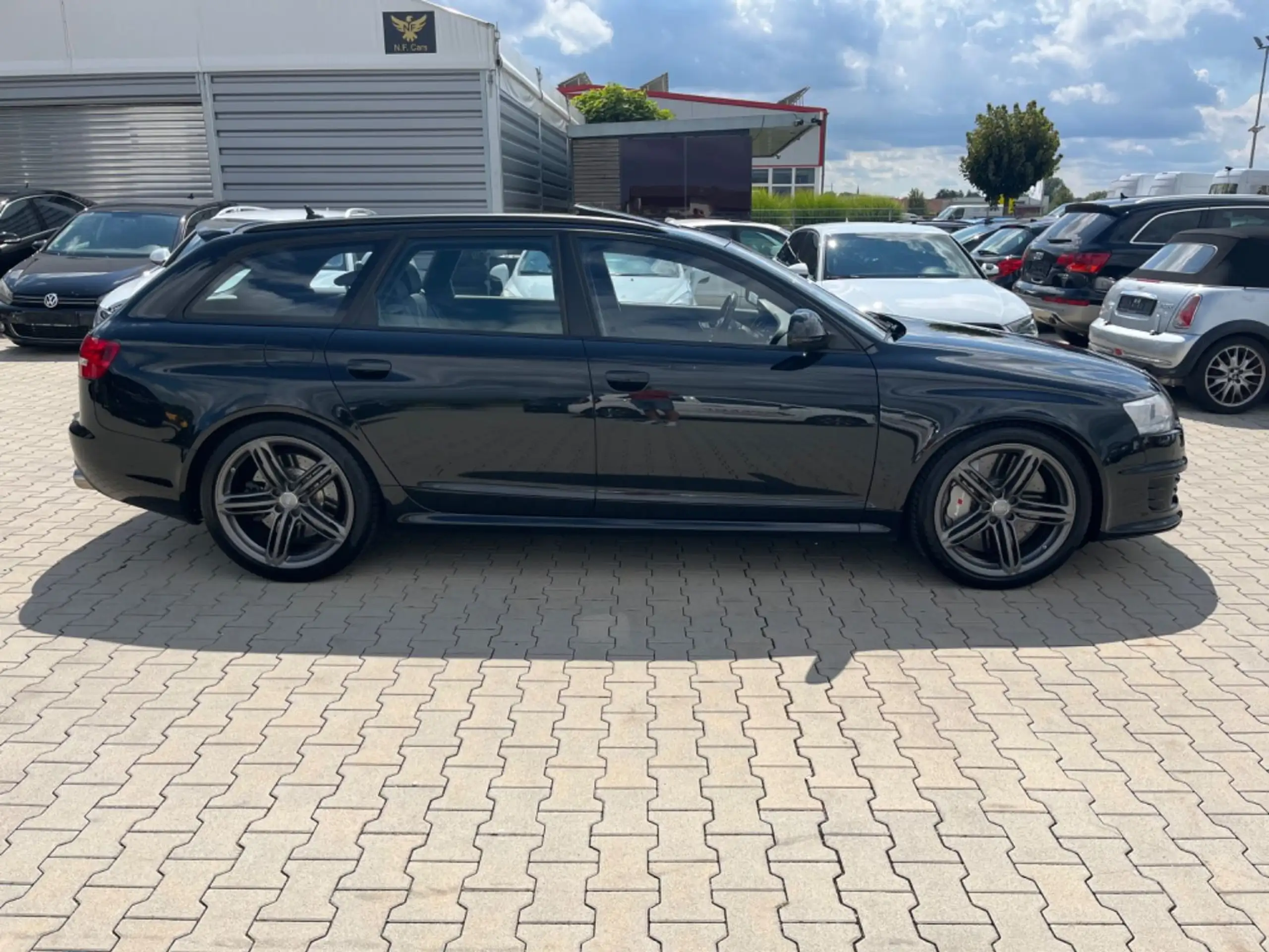 Audi - RS6