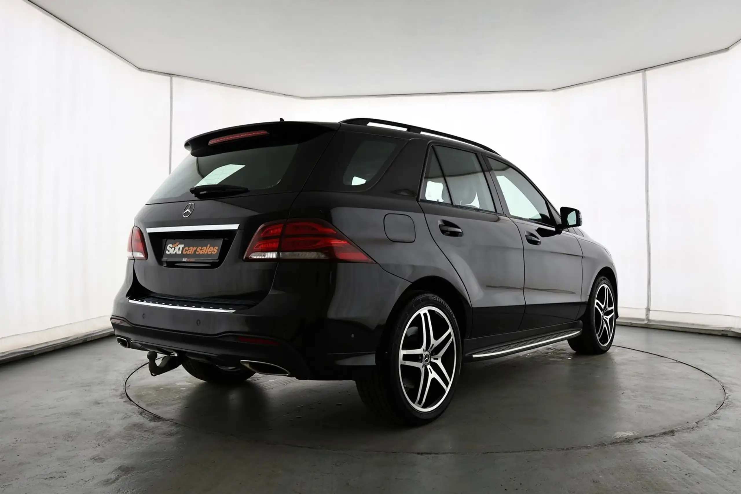 Mercedes-Benz - GLE 500