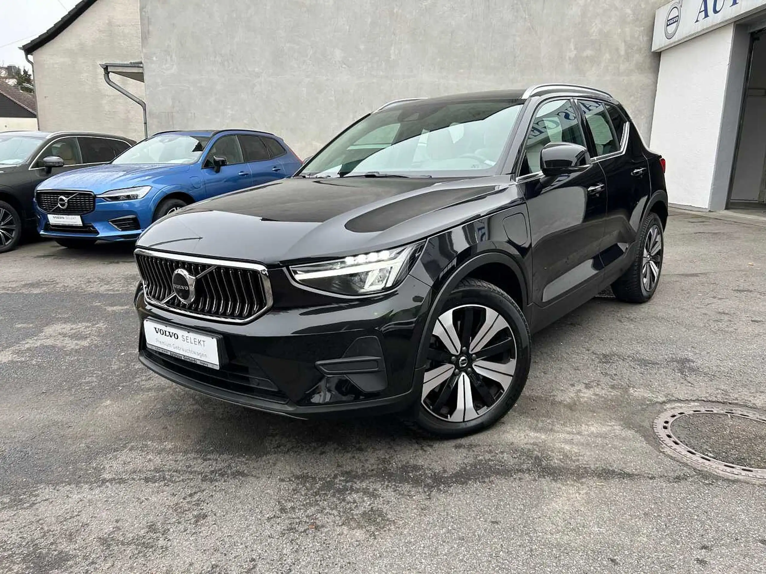 Volvo - XC40