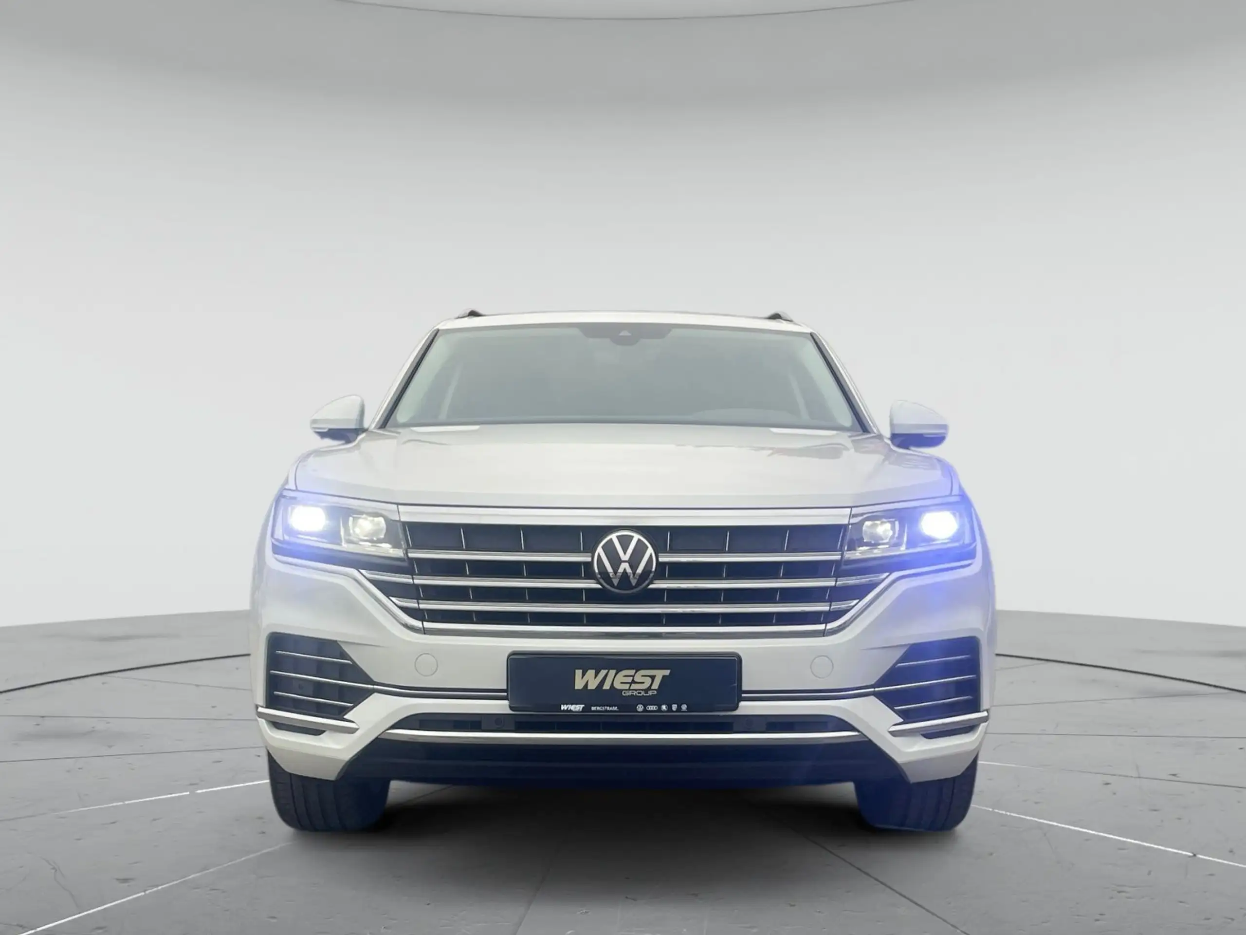 Volkswagen - Touareg