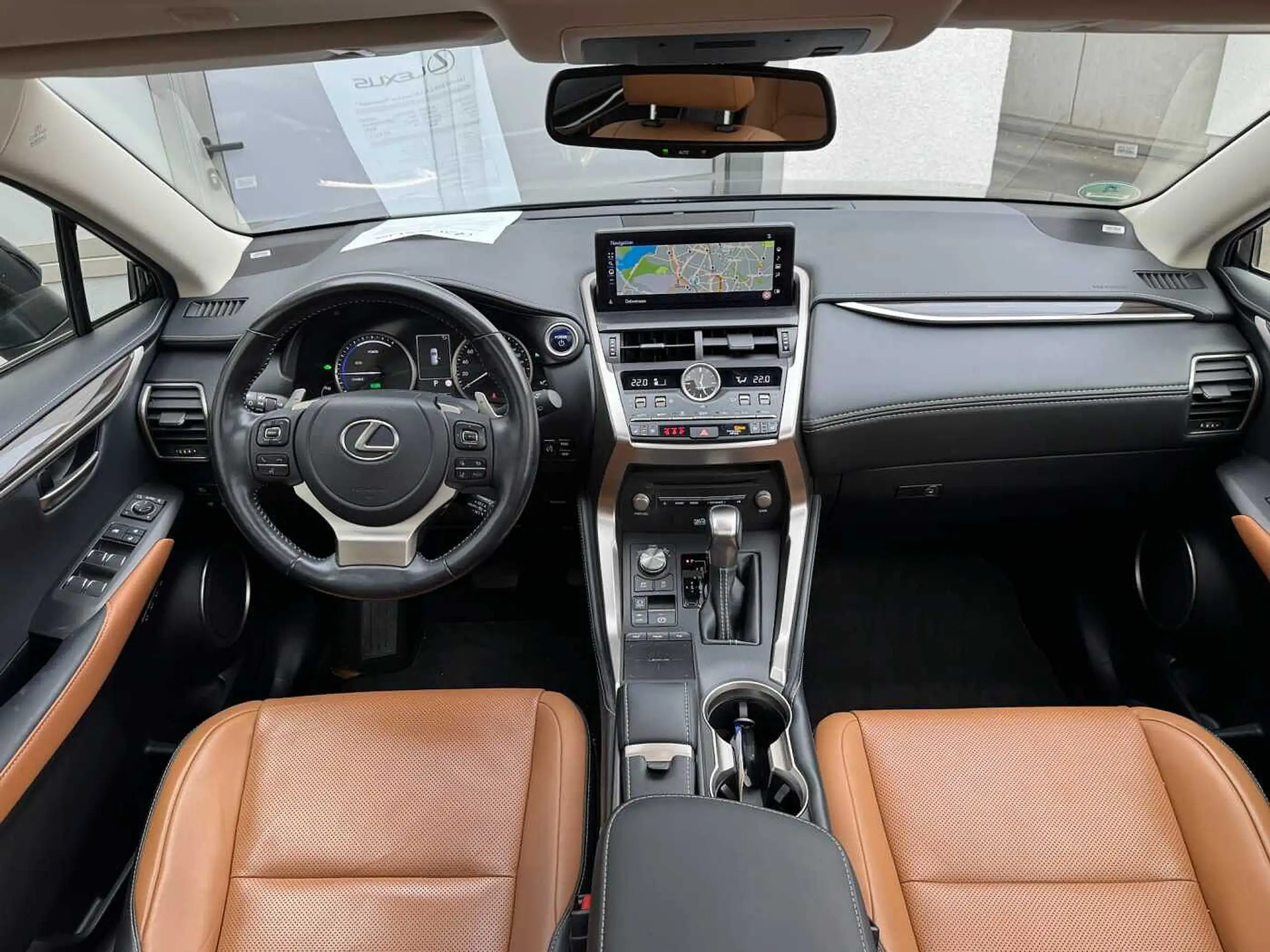 Lexus - NX 300h