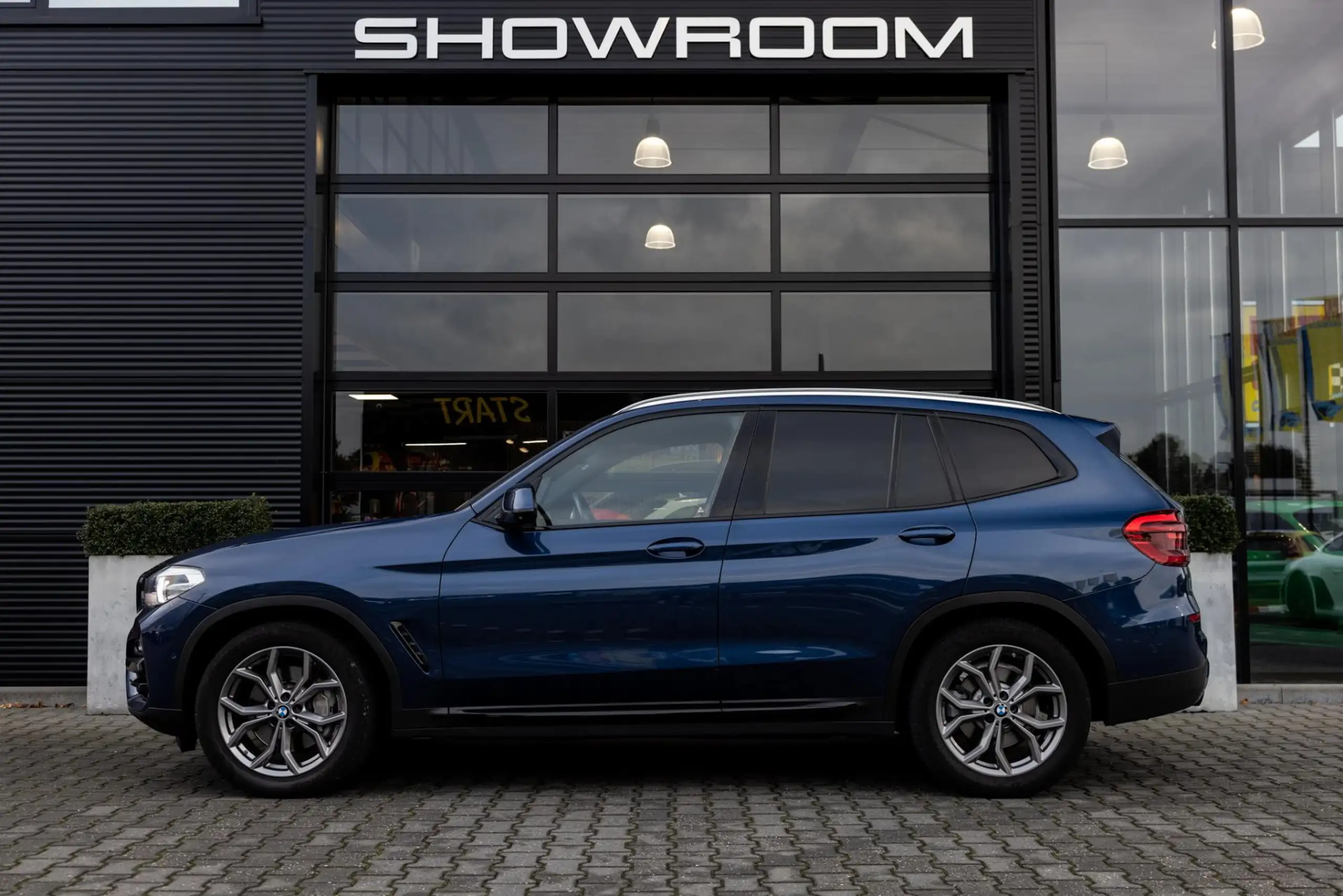 BMW - X3