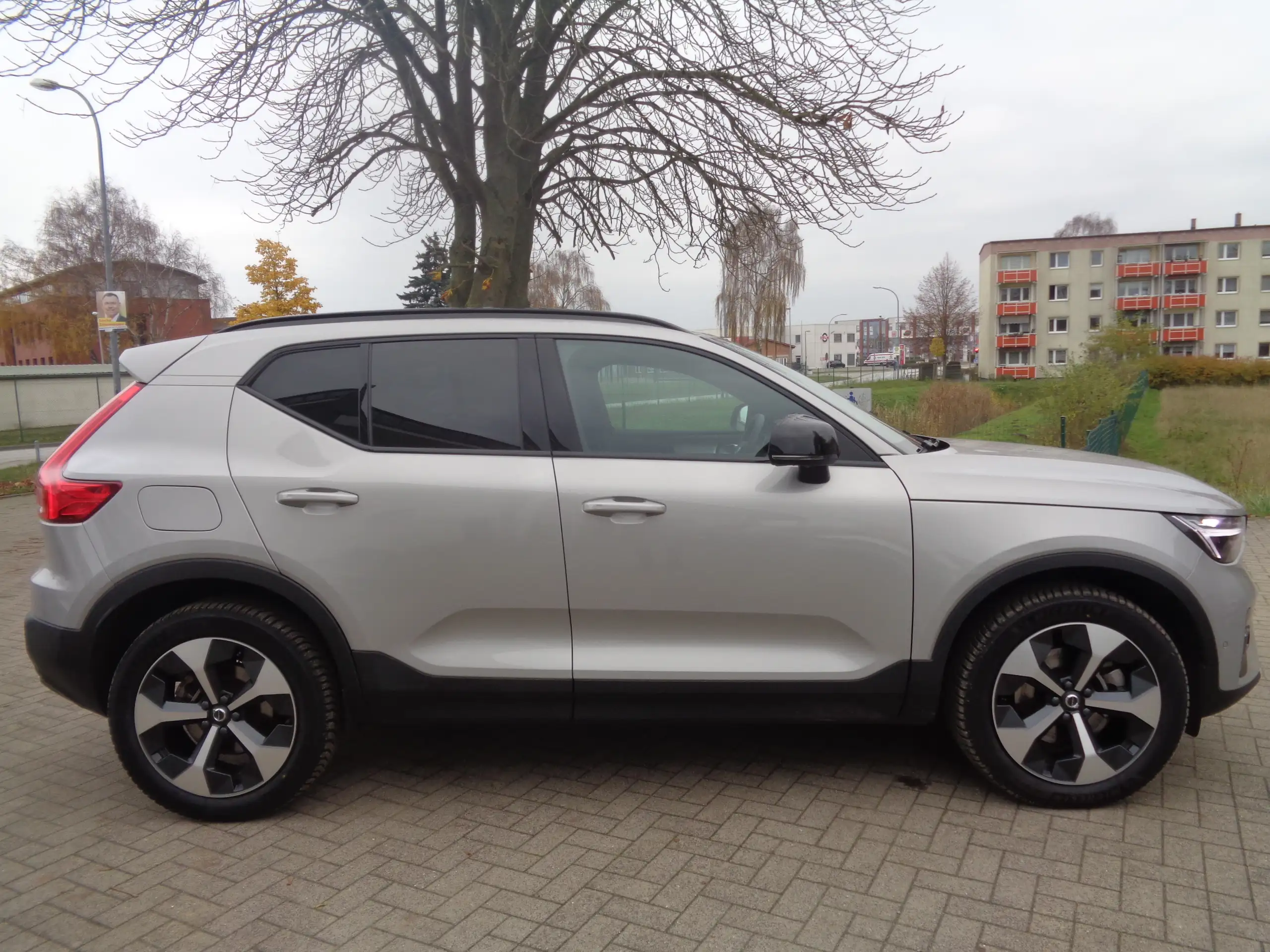 Volvo - XC40