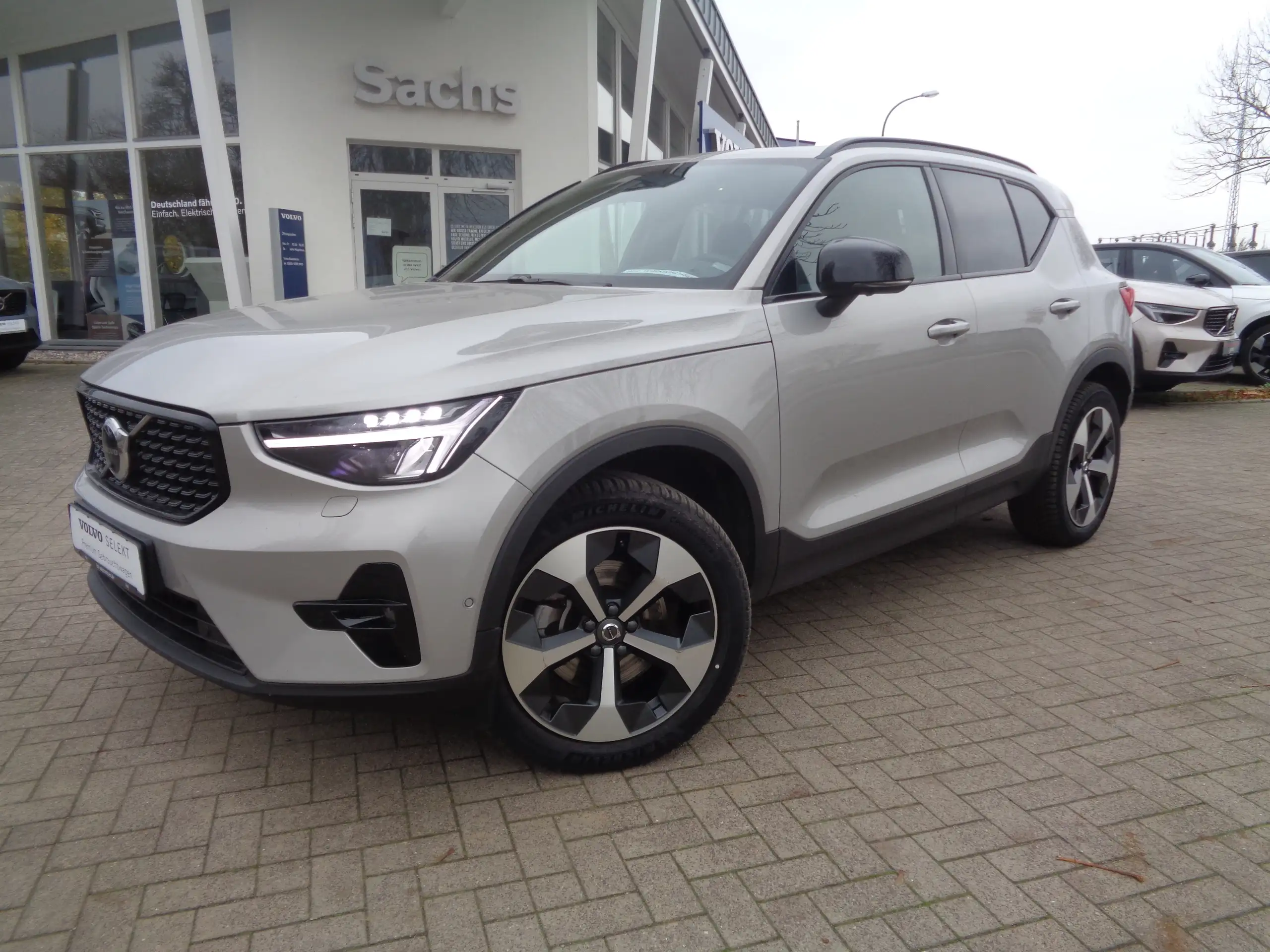 Volvo - XC40