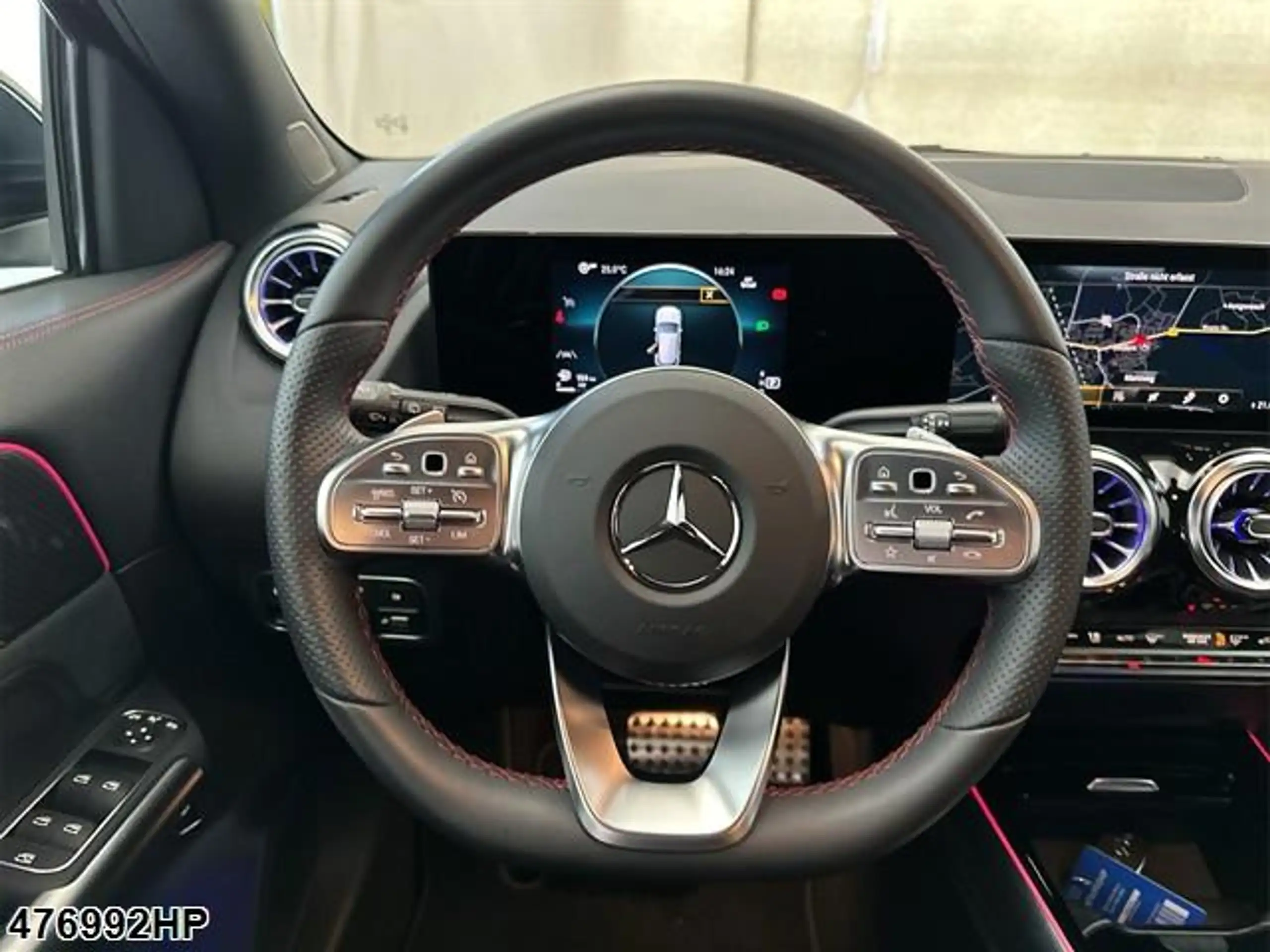 Mercedes-Benz - GLA 200