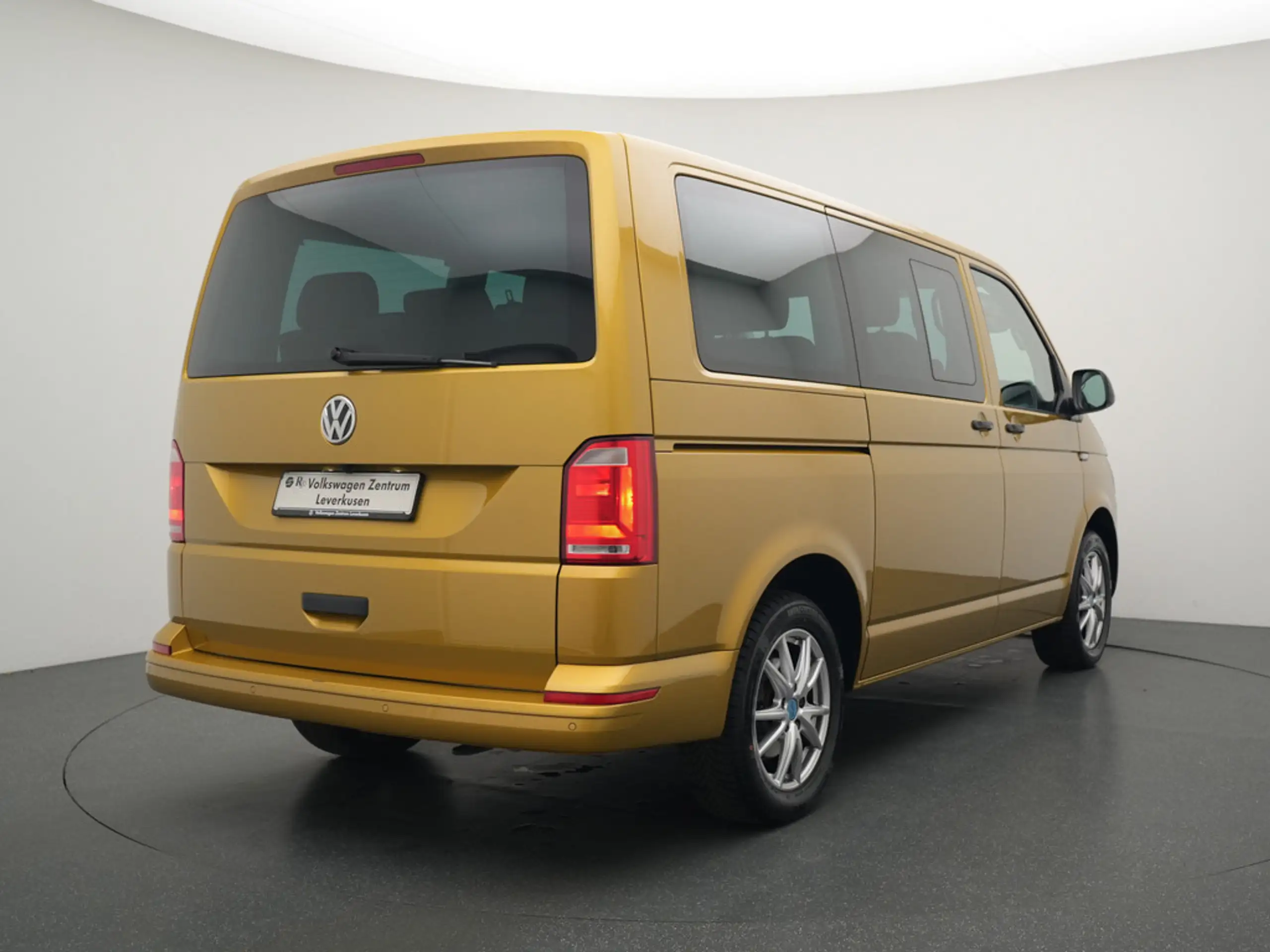 Volkswagen - T6 Multivan