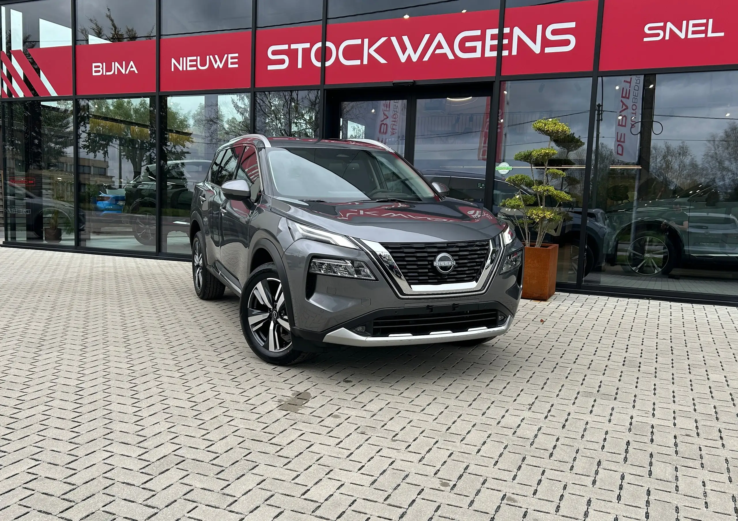 Nissan - X-Trail