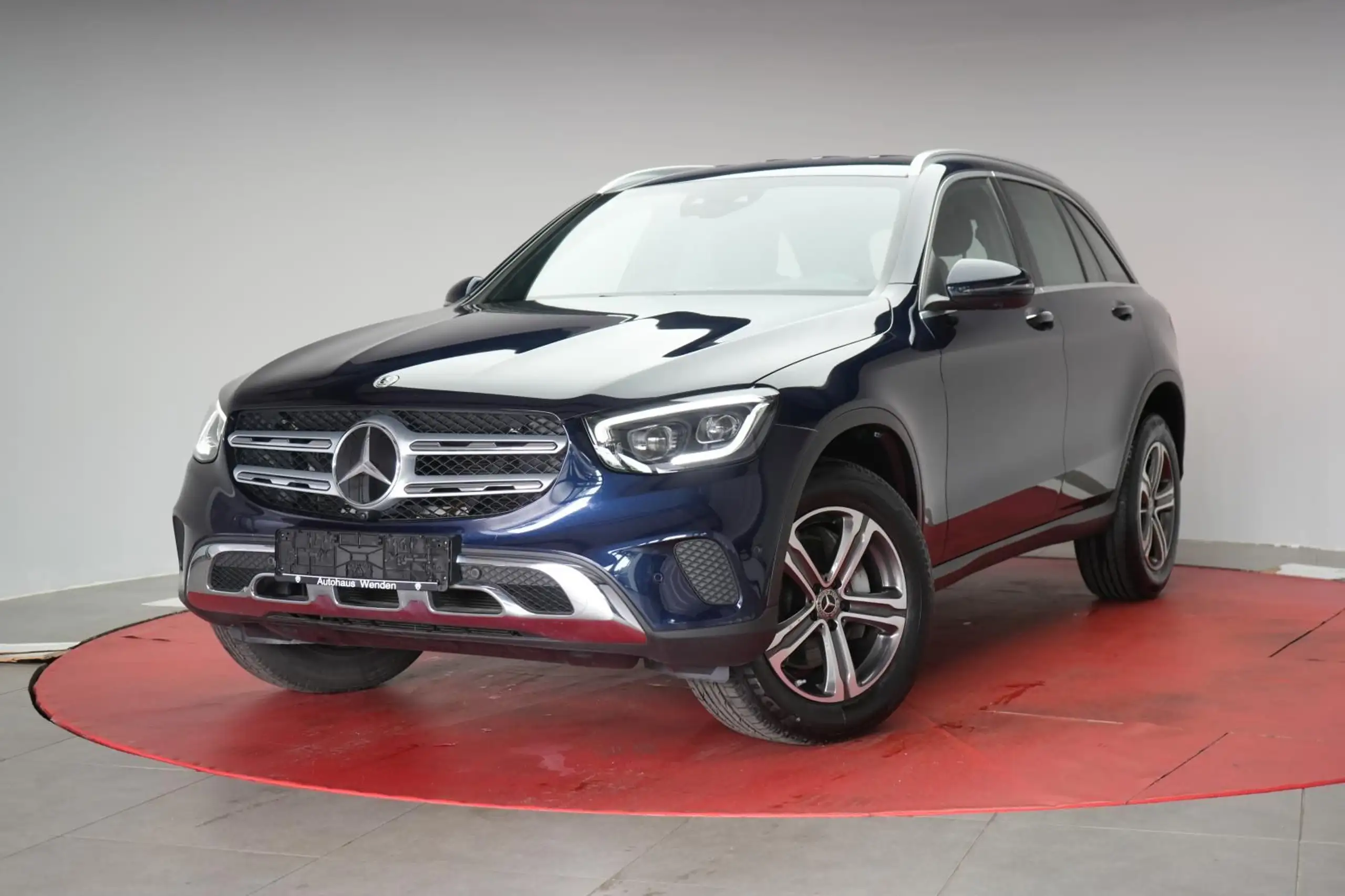 Mercedes-Benz - GLC 300