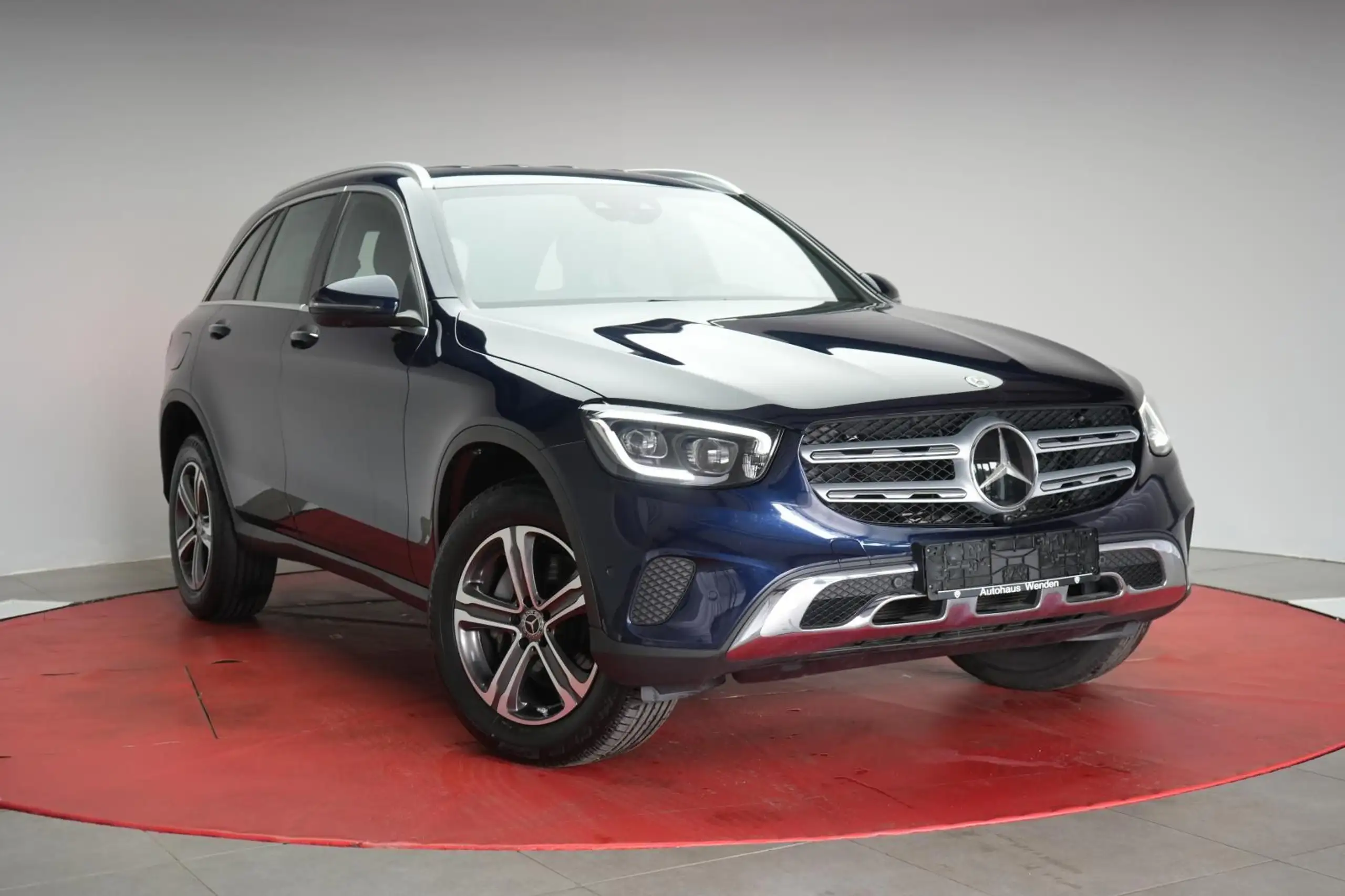 Mercedes-Benz GLC 300 2021