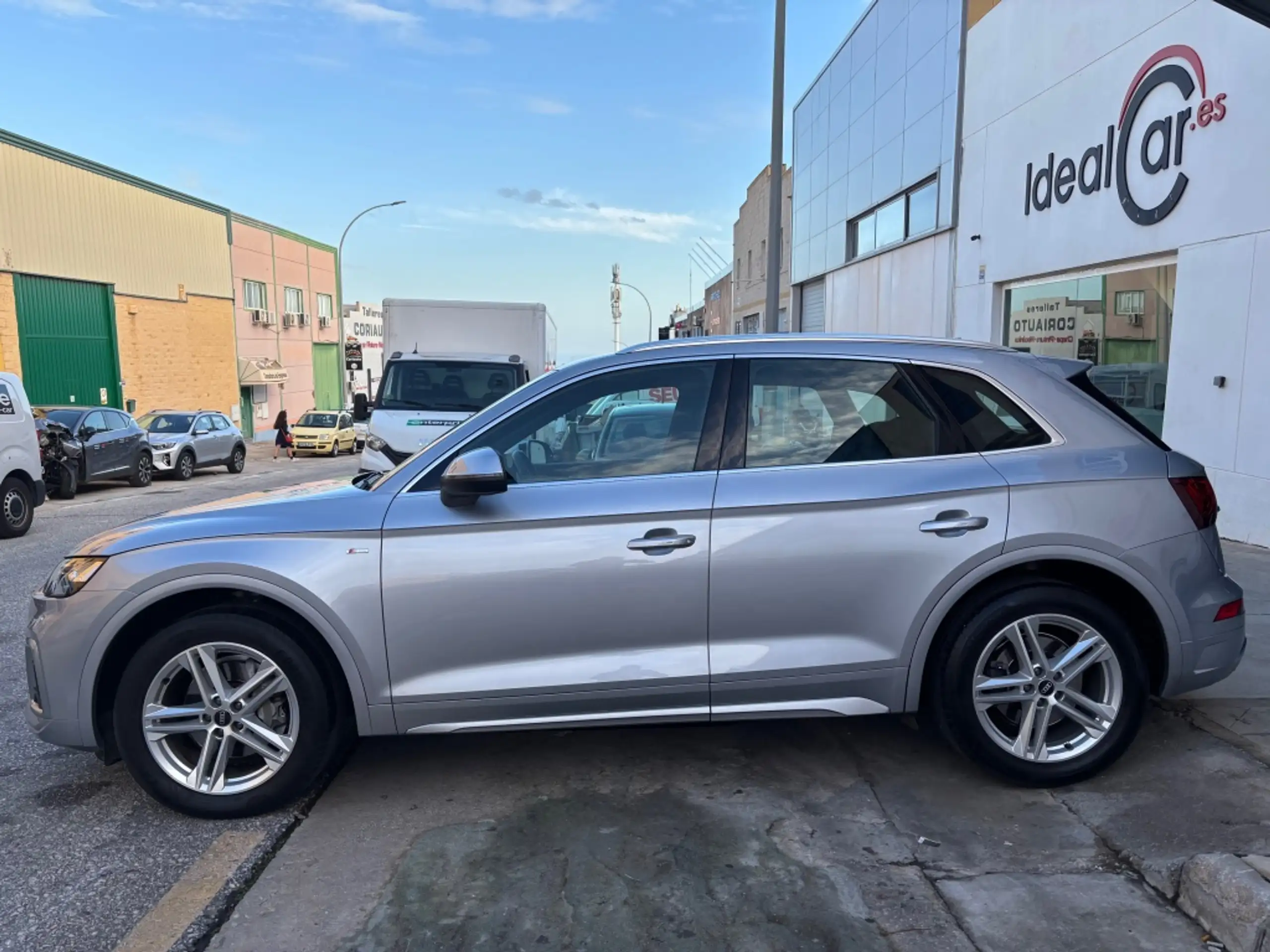 Audi - Q5