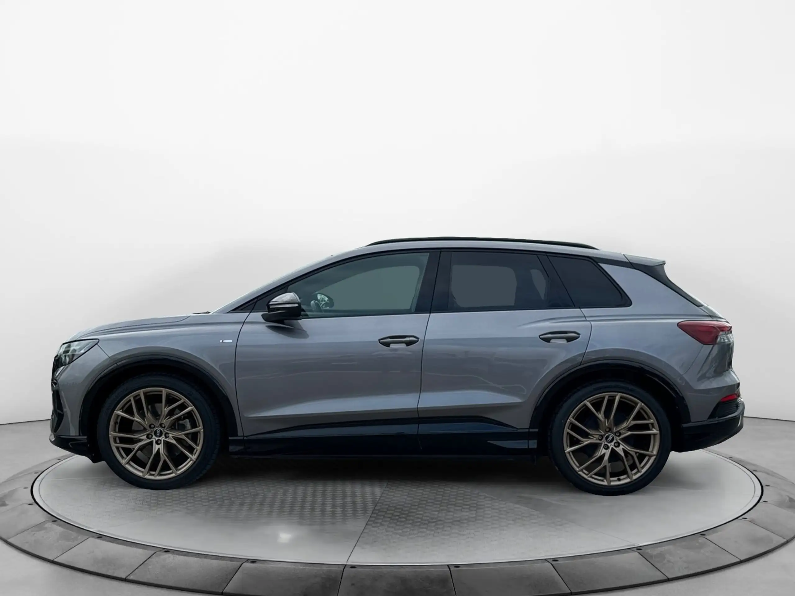 Audi - Q4 e-tron