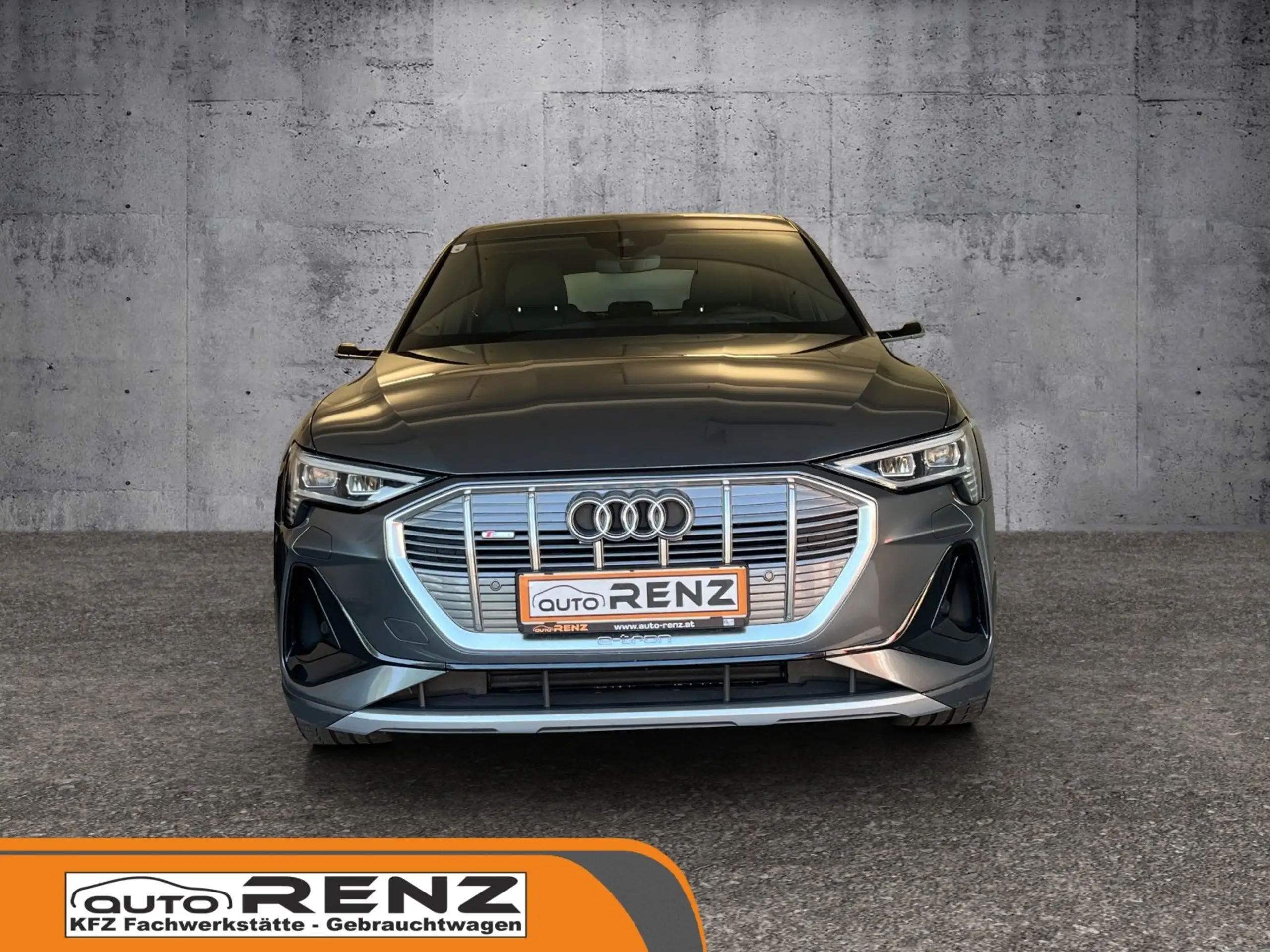 Audi - e-tron