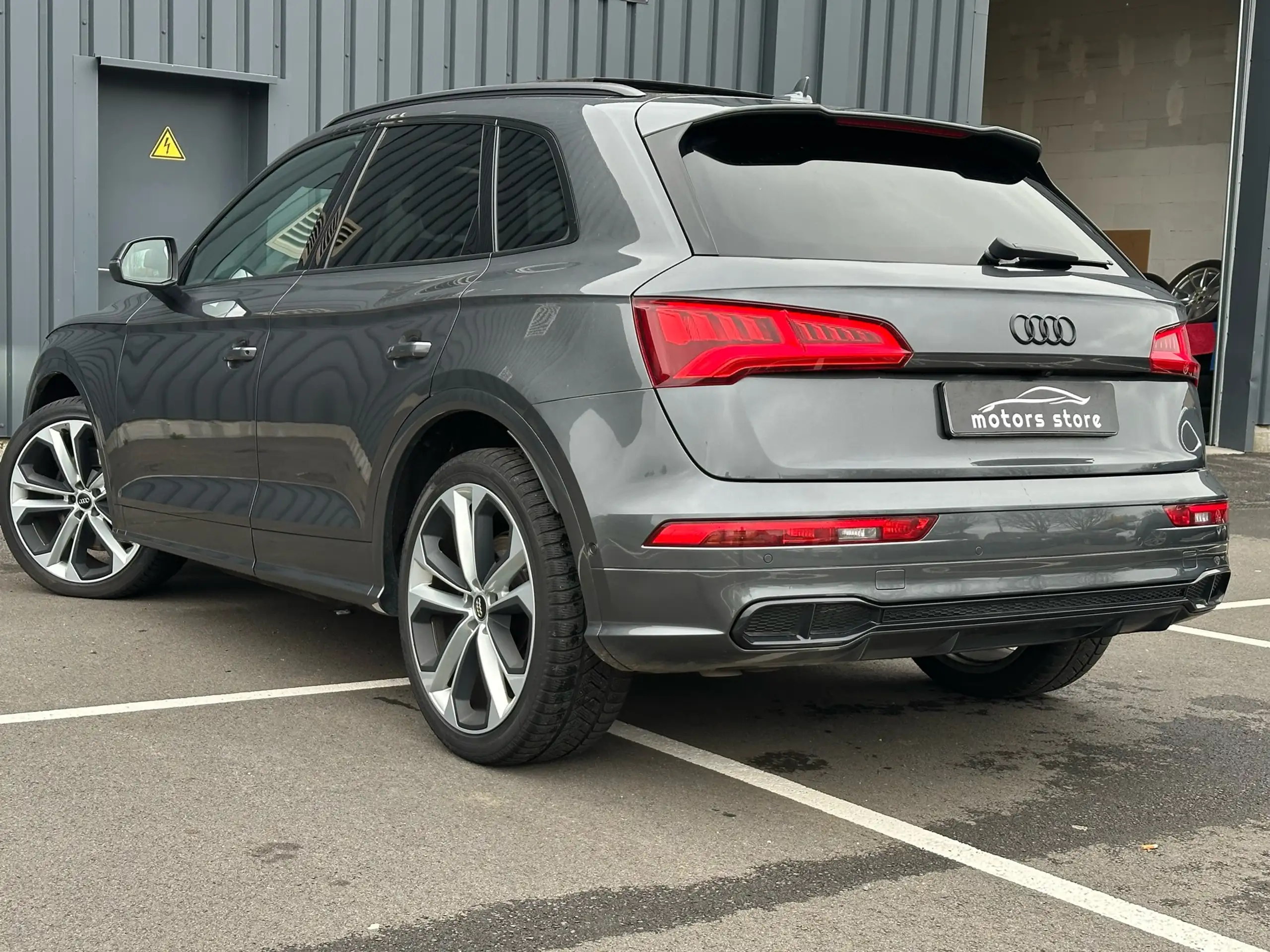 Audi - SQ5