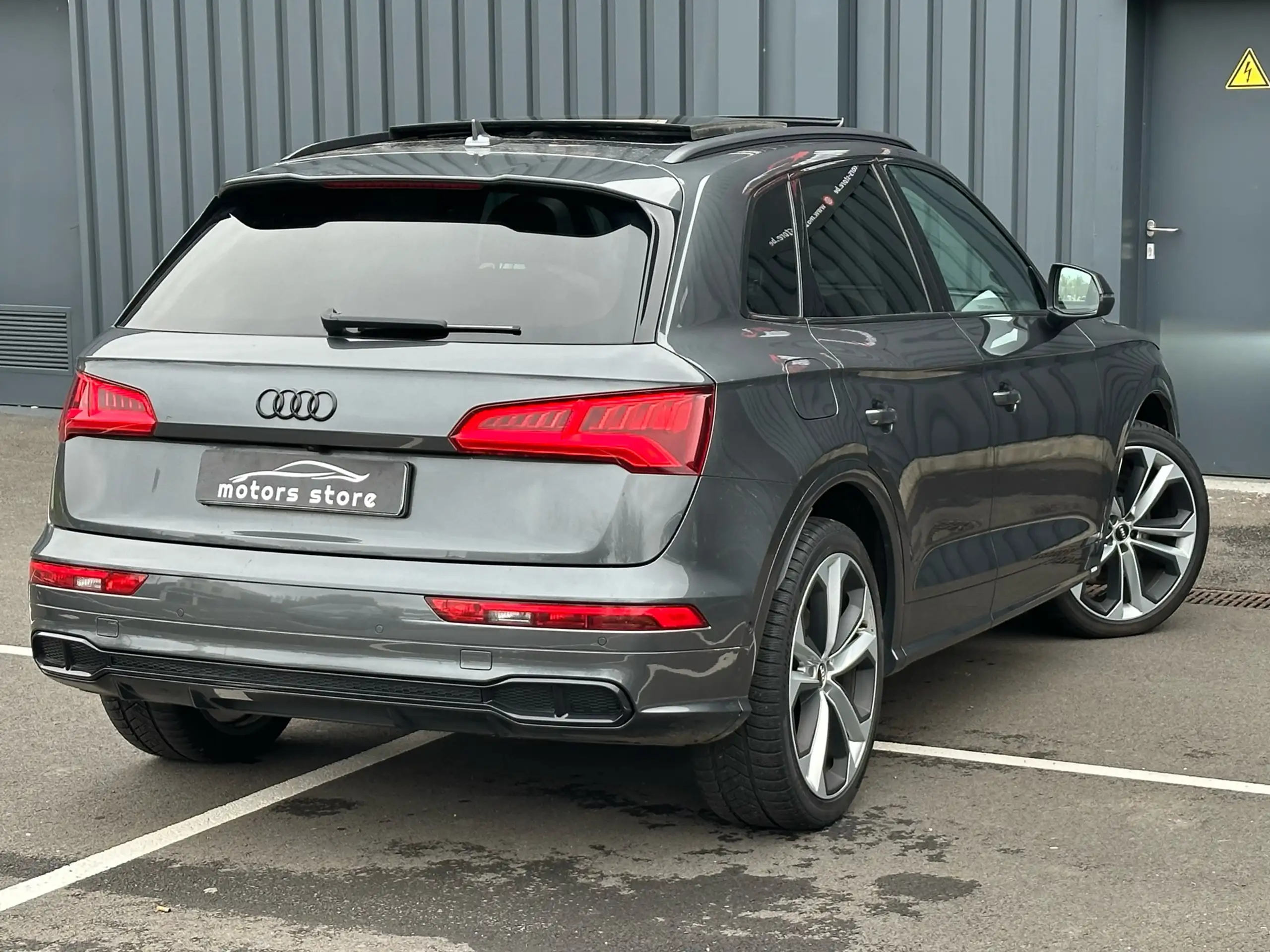 Audi - SQ5