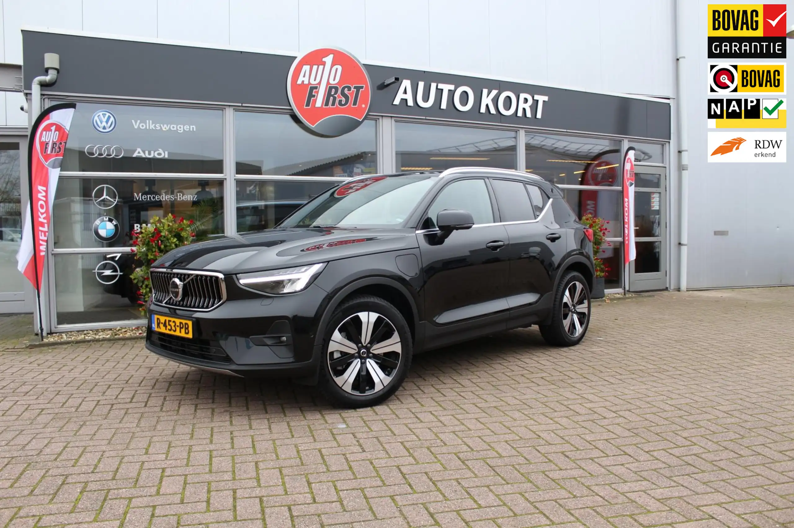 Volvo - XC40