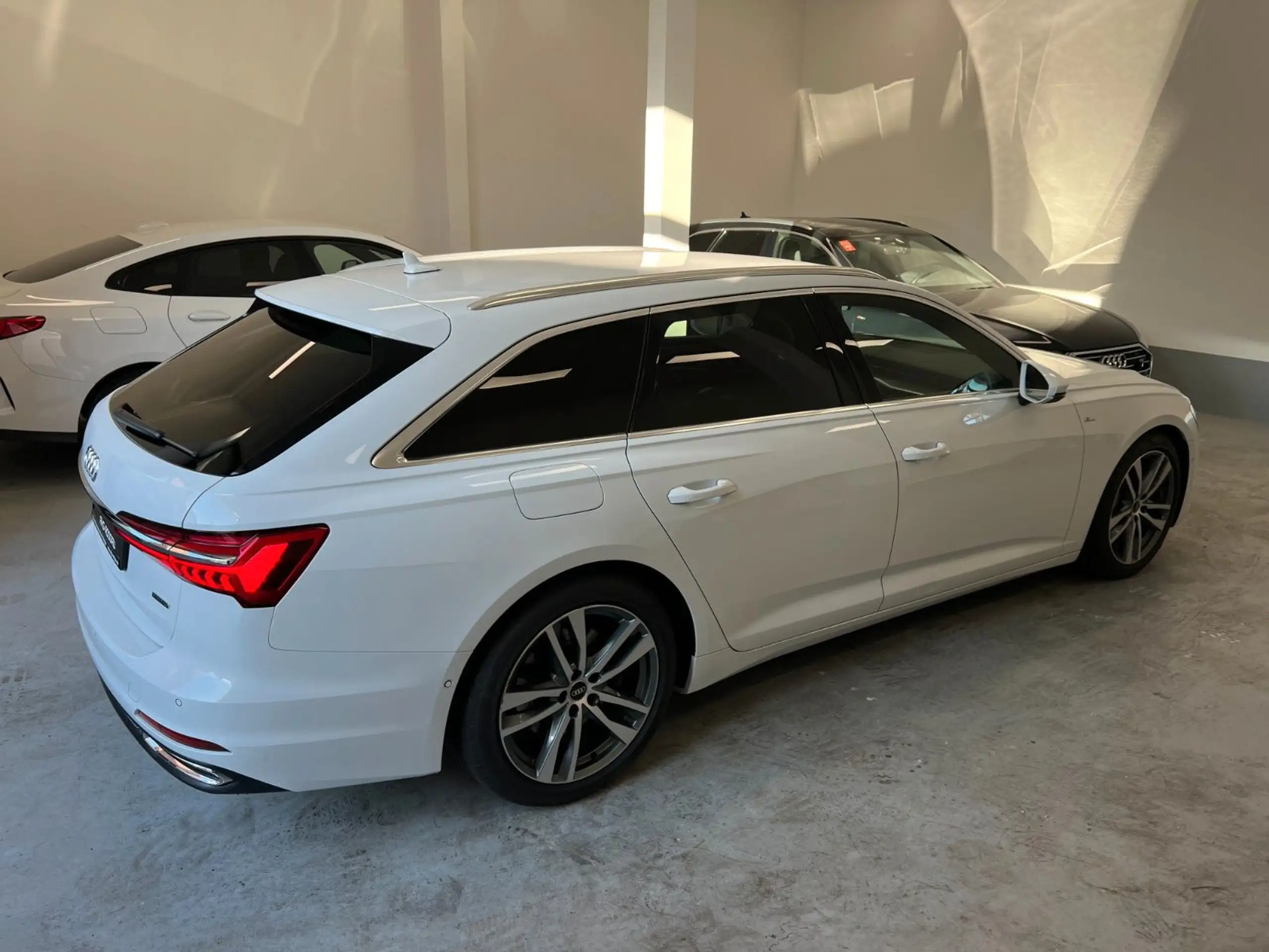 Audi - A6