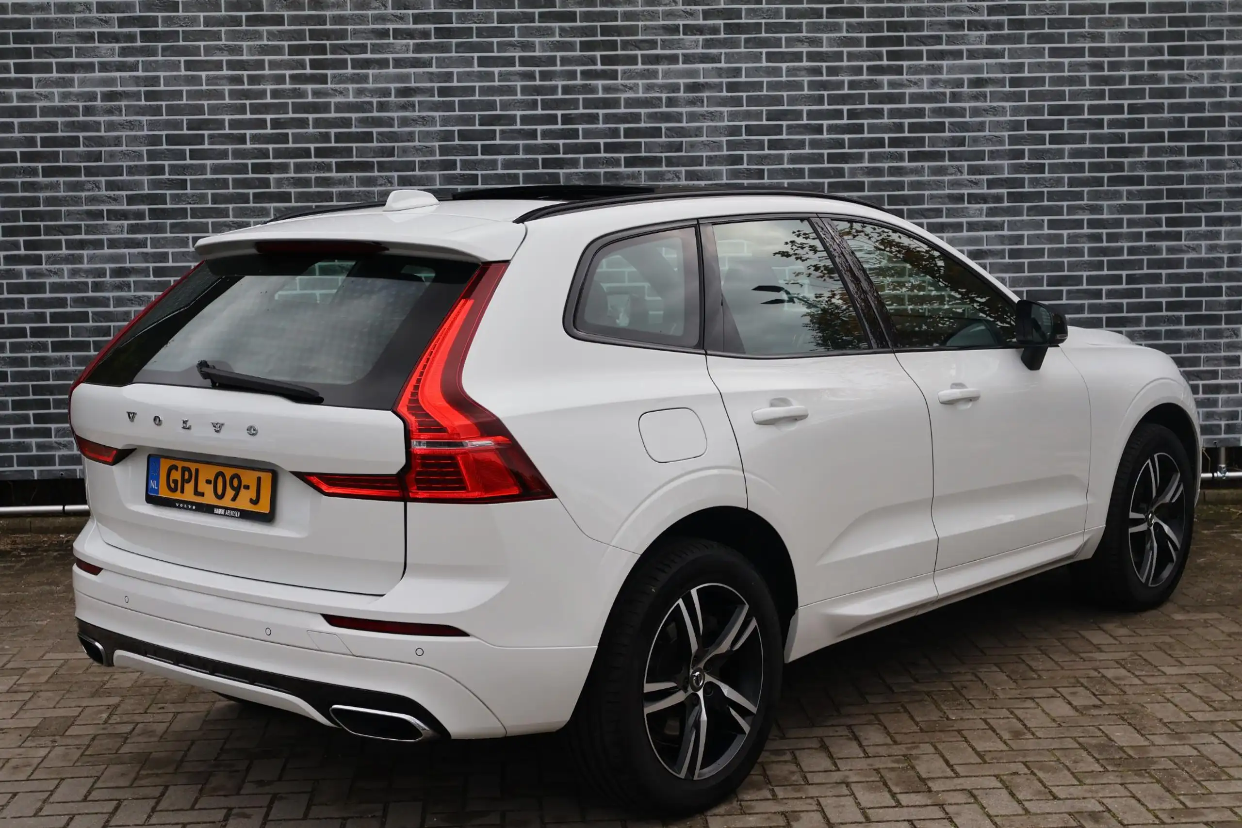 Volvo - XC60